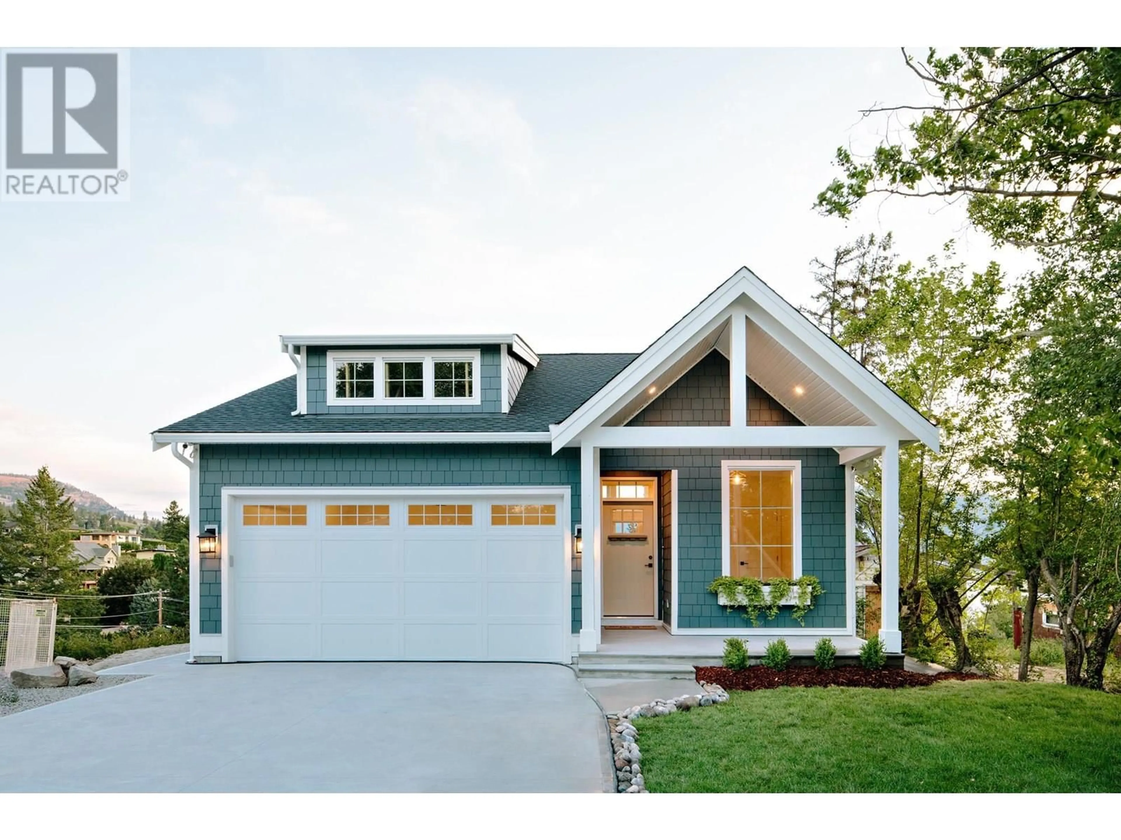 Home with vinyl exterior material, street for 5720 CENTURY STREET, Summerland British Columbia V0H1Z1