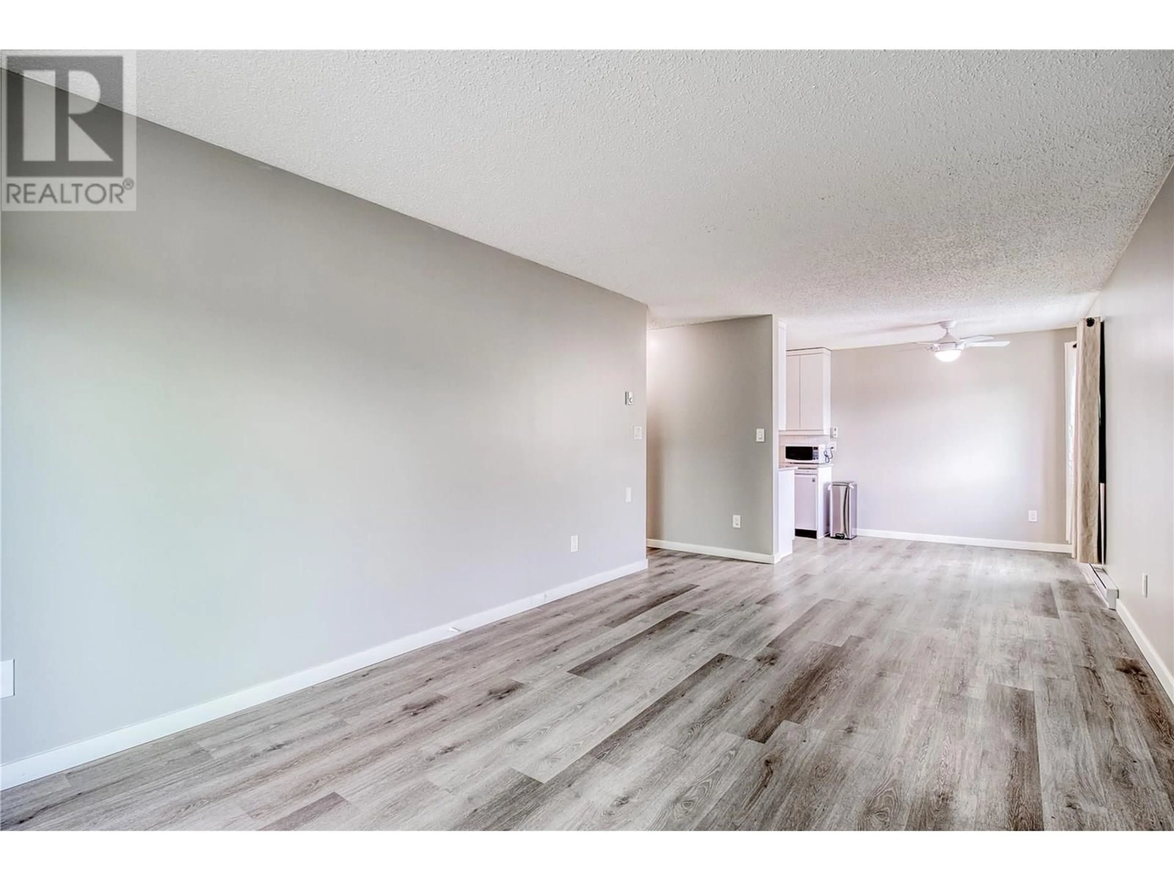 A pic of a room for 305 - 395 FRANKLYN ROAD, Kelowna British Columbia V1X5X8
