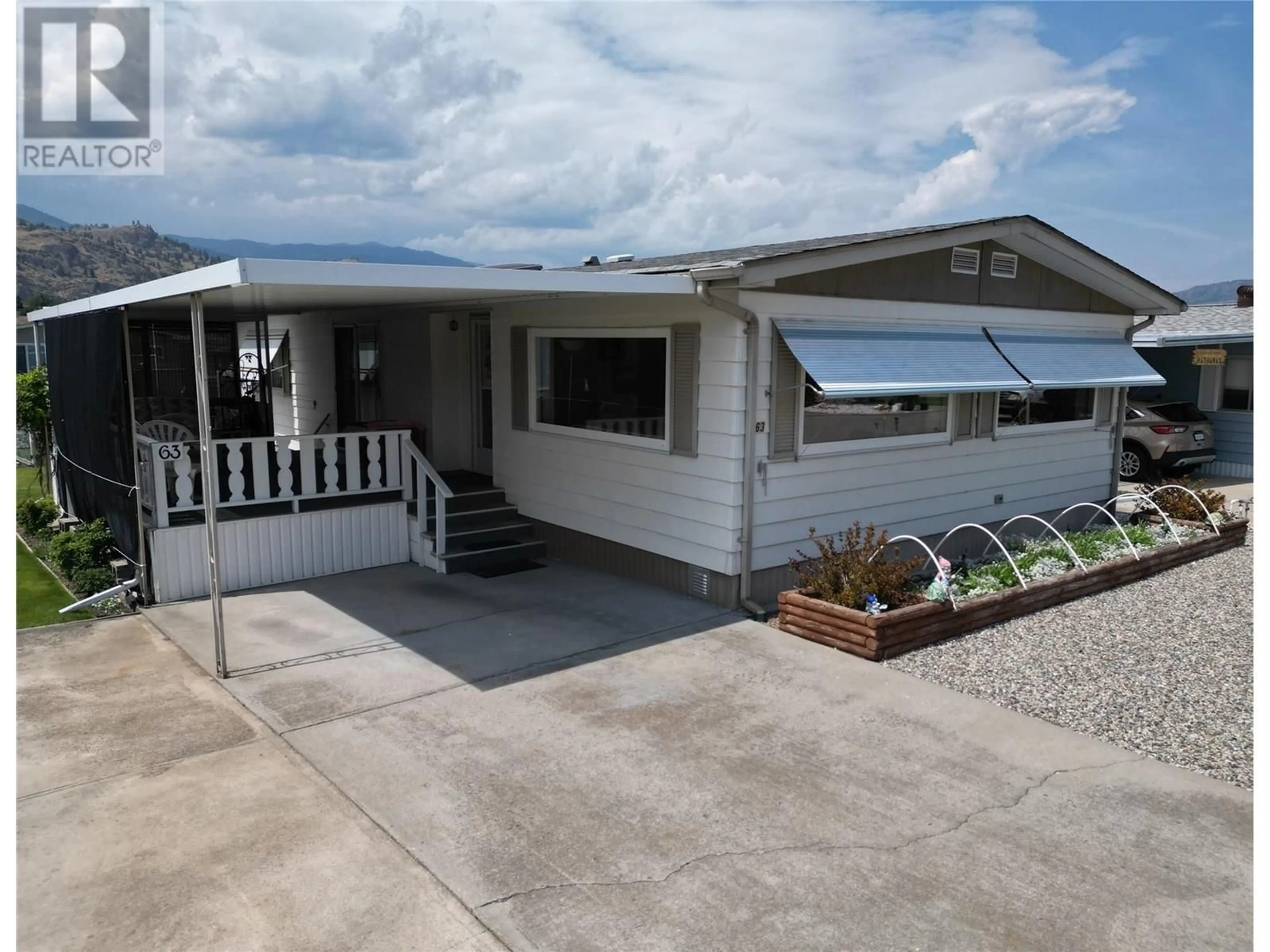 Home with vinyl exterior material, water/lake/river/ocean view for 63 - 6601 TUCELNUIT DRIVE, Oliver British Columbia V0H1T3