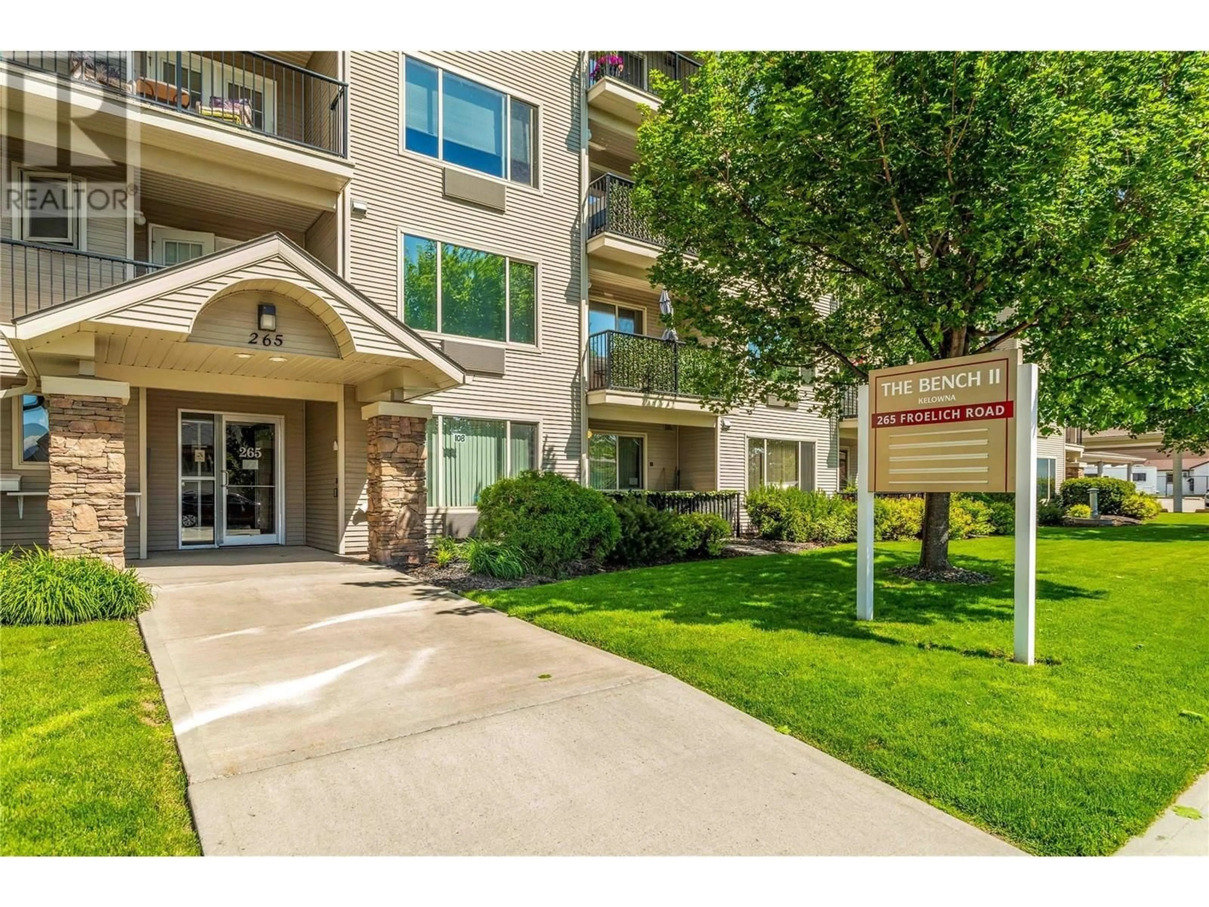 Indoor foyer for 307 - 265 FROELICH ROAD, Kelowna British Columbia V1X3M6