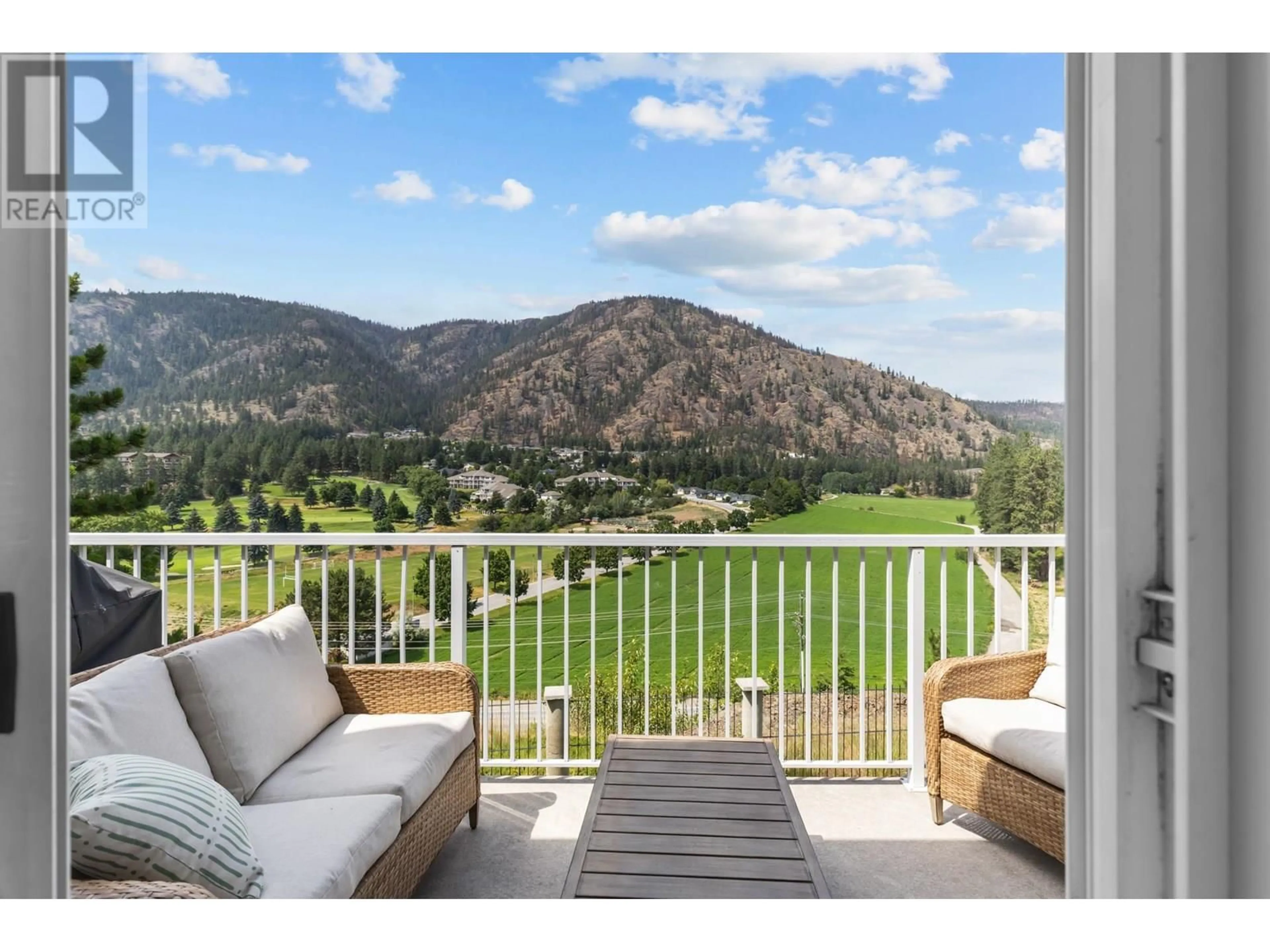 Patio, water/lake/river/ocean view for 207 - 2523 SHANNON VIEW DRIVE, West Kelowna British Columbia V4T2Z7