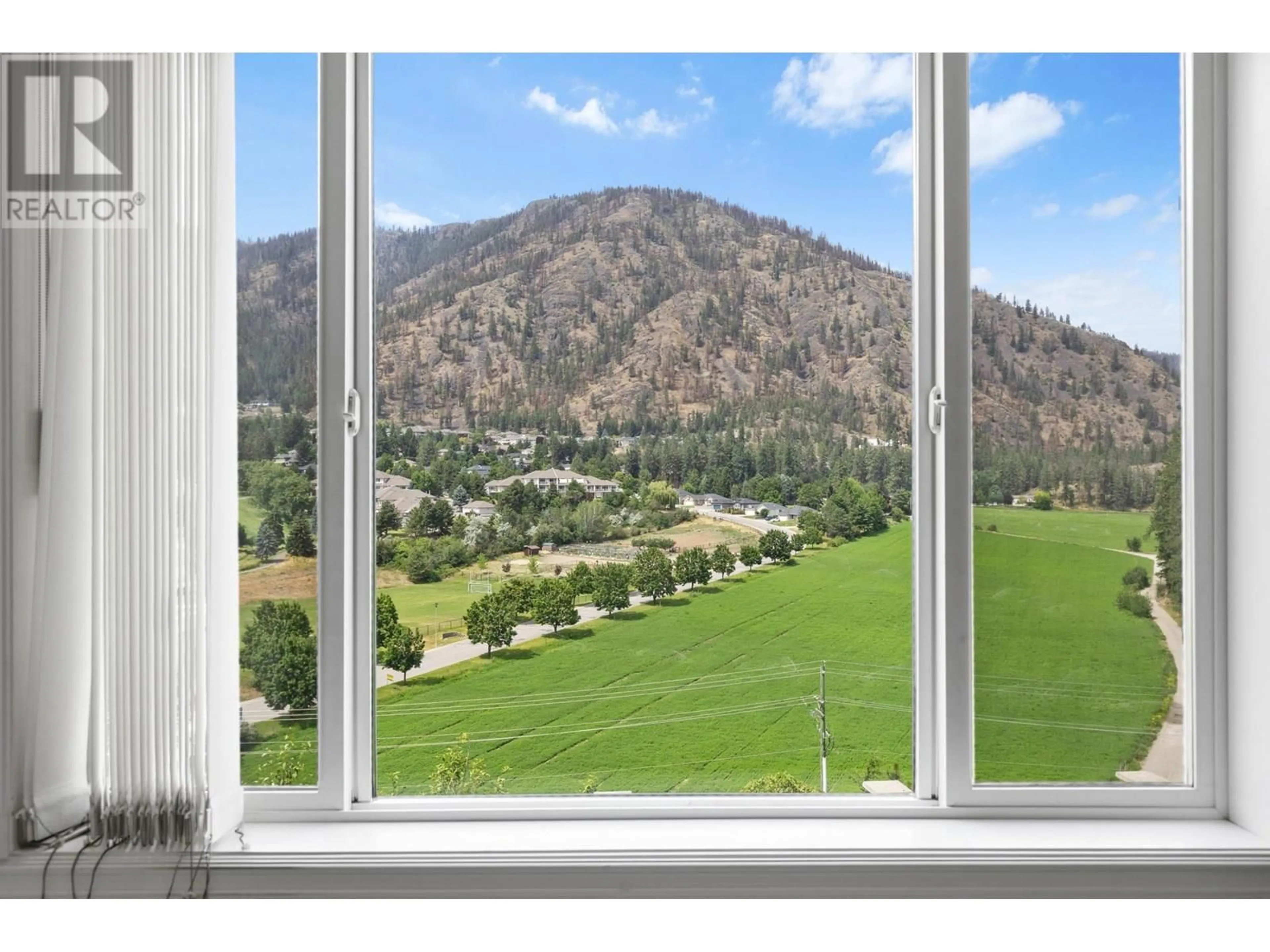 A pic of a room for 207 - 2523 SHANNON VIEW DRIVE, West Kelowna British Columbia V4T2Z7