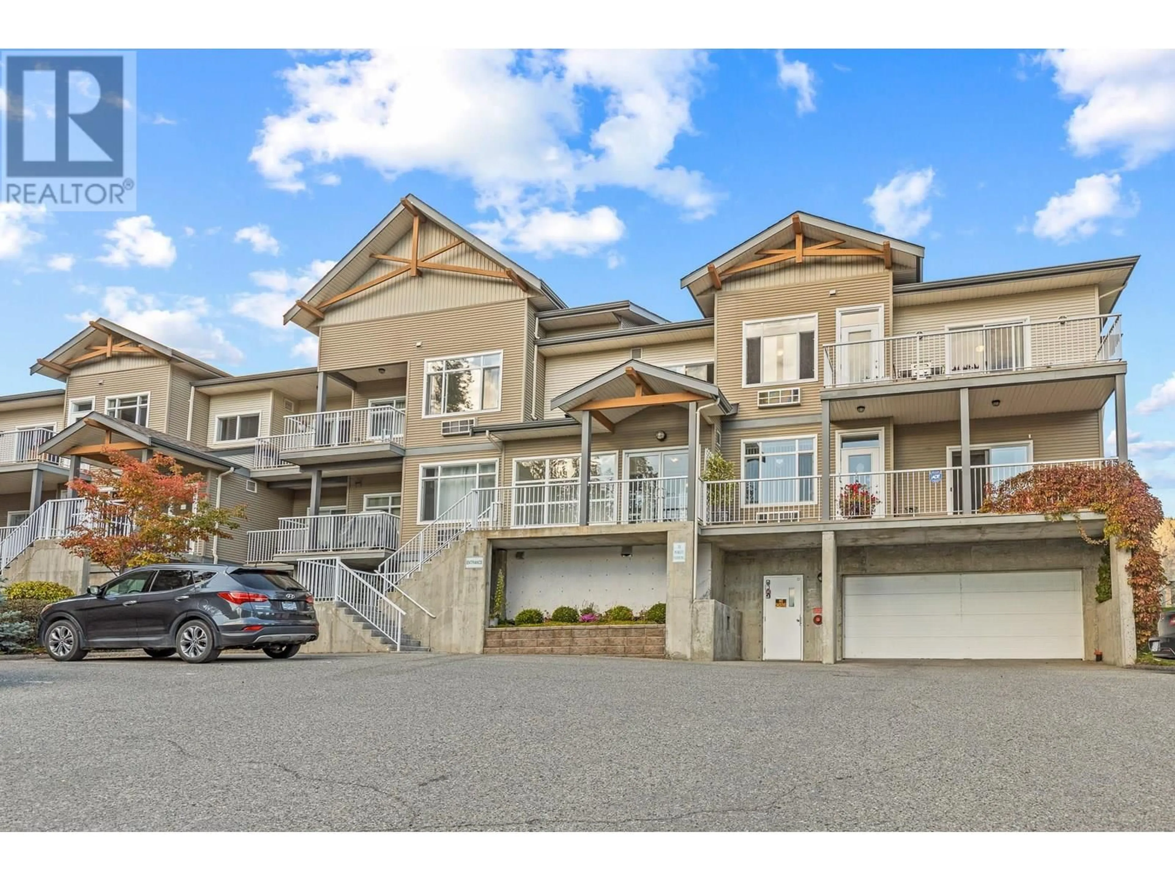A pic from outside/outdoor area/front of a property/back of a property/a pic from drone, unknown for 207 - 2523 SHANNON VIEW DRIVE, West Kelowna British Columbia V4T2Z7