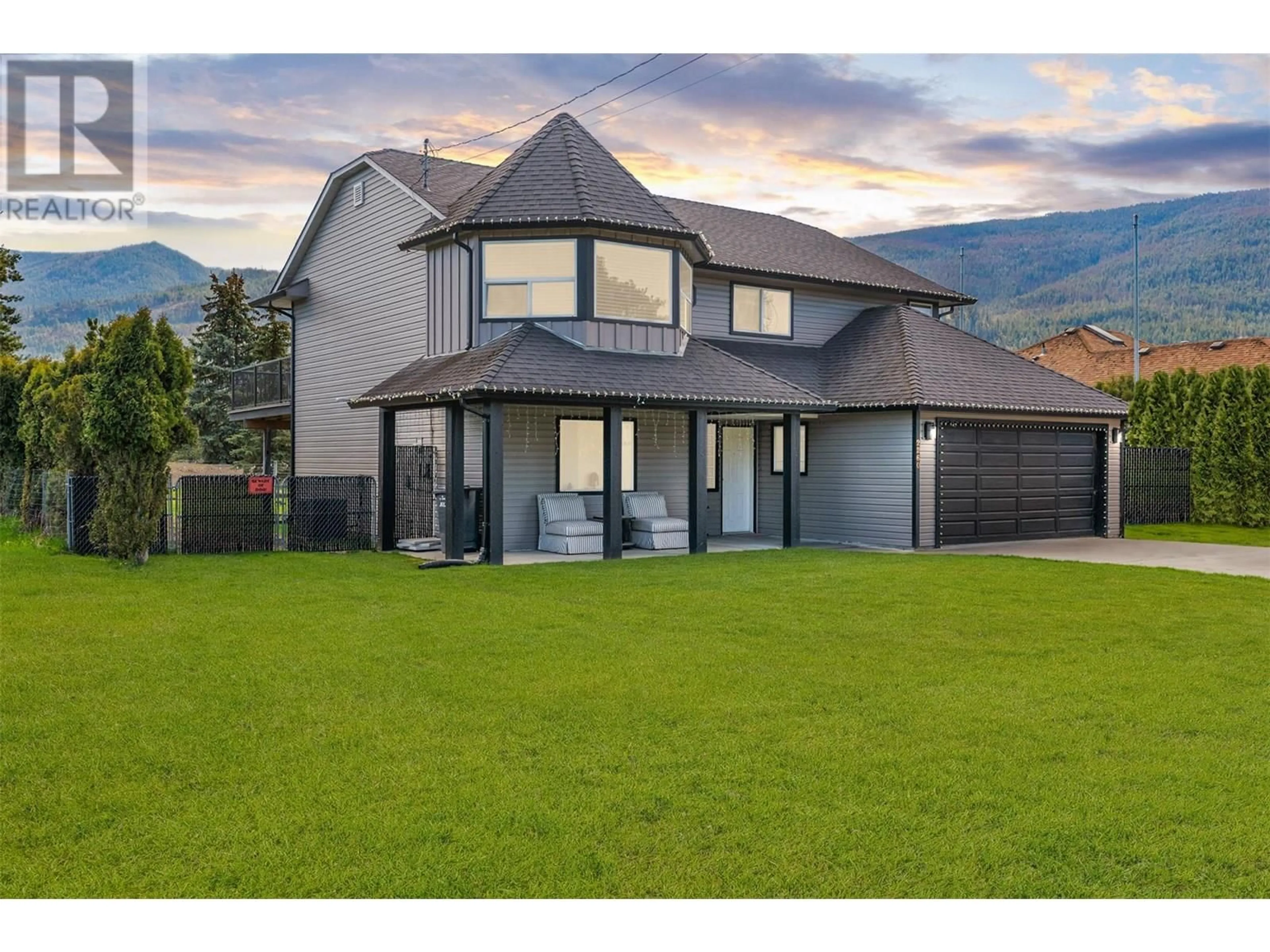 A pic from outside/outdoor area/front of a property/back of a property/a pic from drone, mountain view for 2260 OKANAGAN STREET, Armstrong British Columbia V4Y0B7