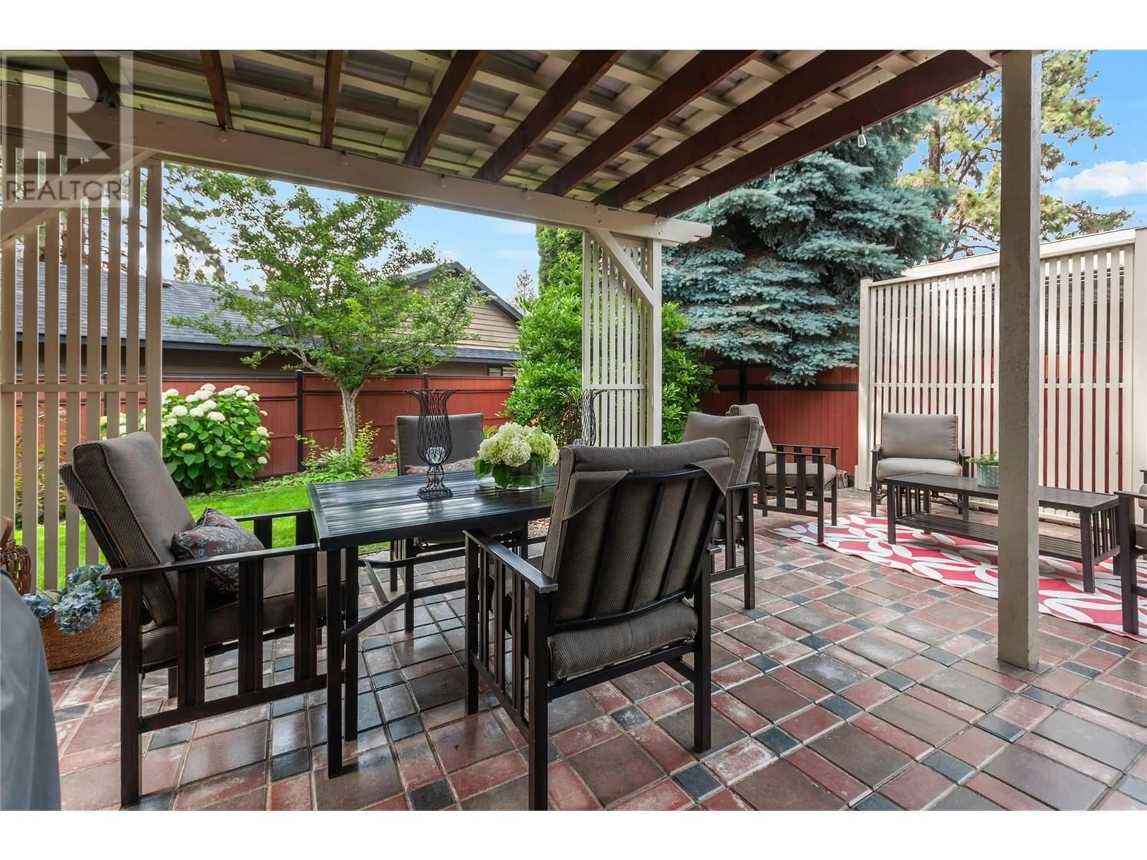 Patio, street for 2687 EVERGREEN DRIVE, Penticton British Columbia V2A7Y3