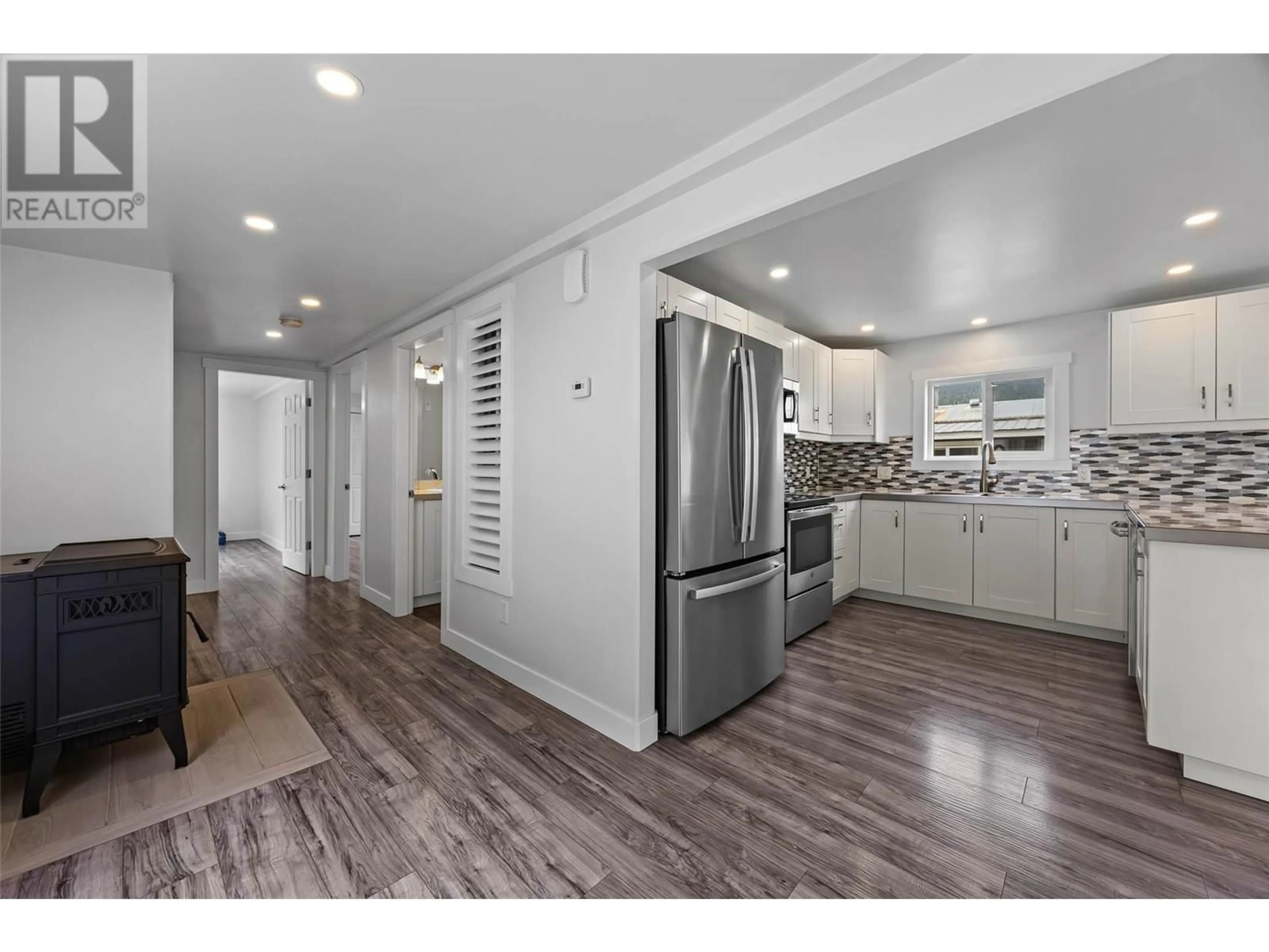 Open concept kitchen, unknown for 32 - 1214 OKANAGAN AVENUE, Chase British Columbia V0E1M0