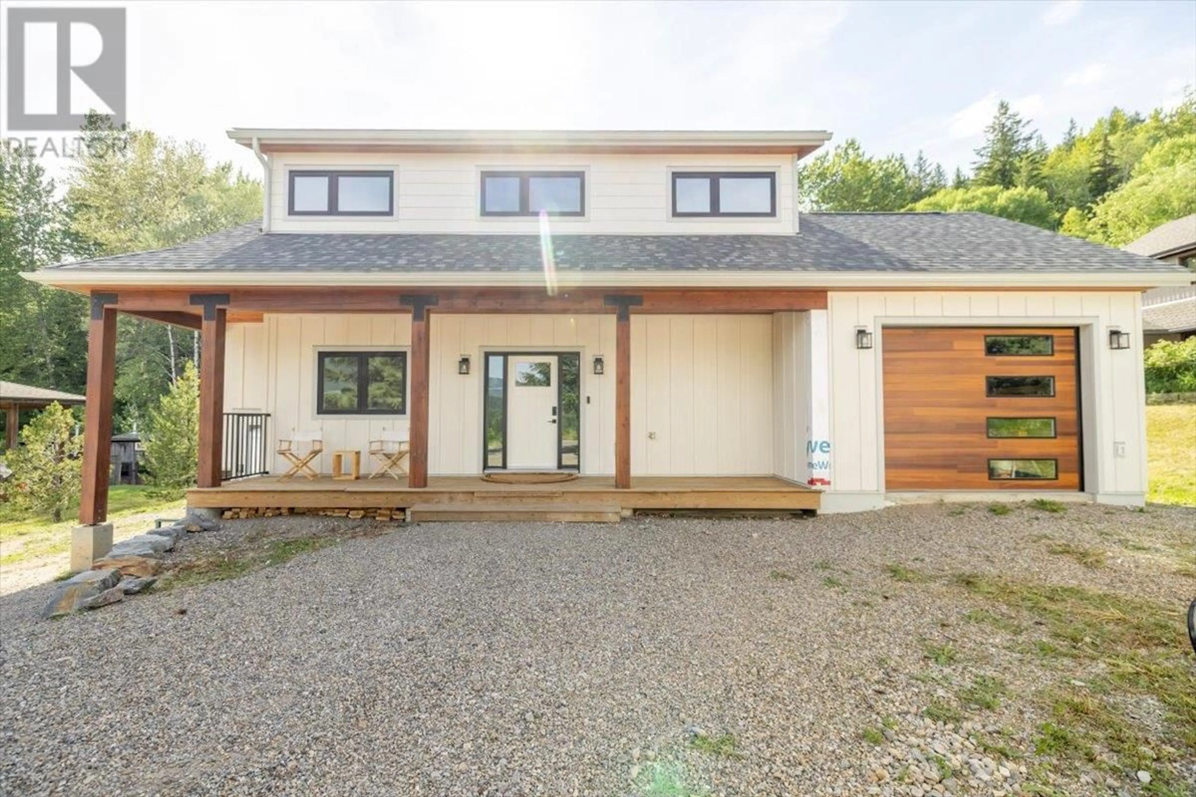 A pic from outside/outdoor area/front of a property/back of a property/a pic from drone, street for 106 SPARLING ROAD, Fernie British Columbia V0B1M1