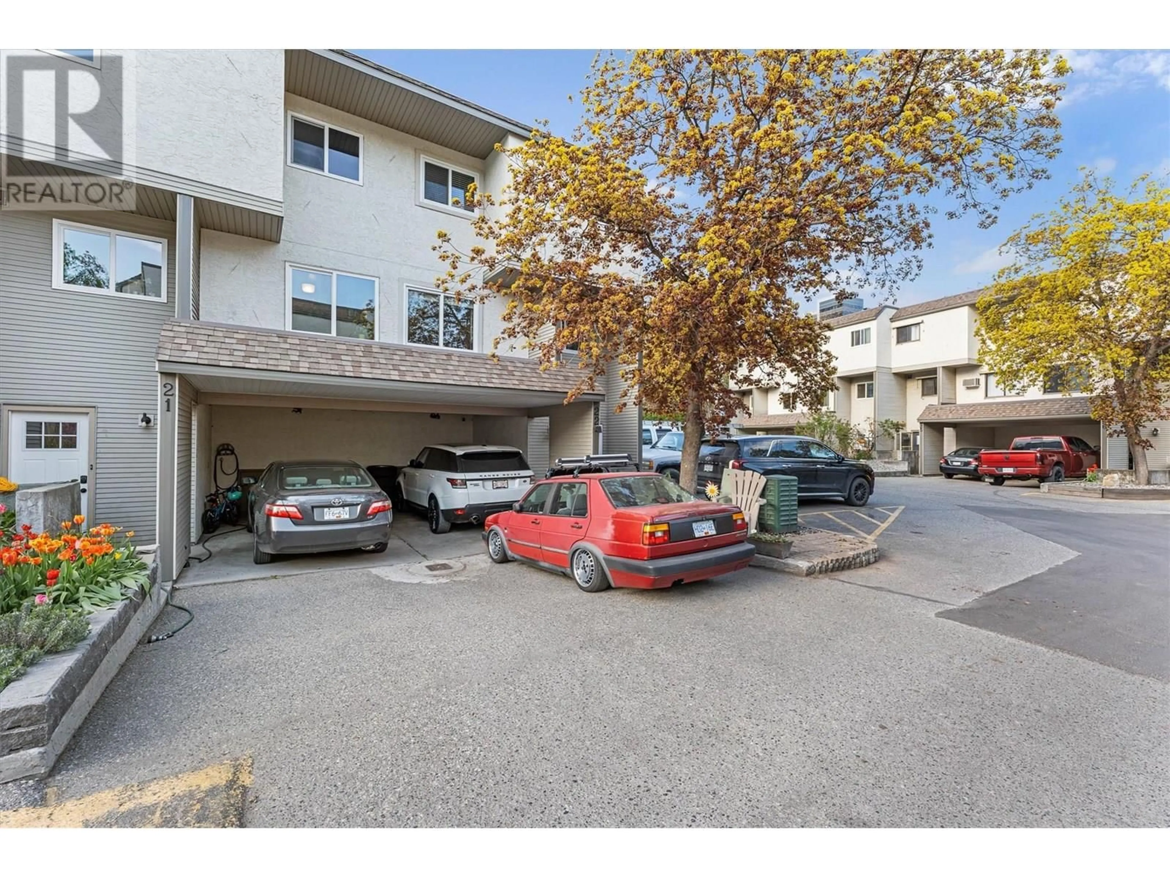 Parking for 22 - 1985 BURTCH ROAD, Kelowna British Columbia V1Y4B4