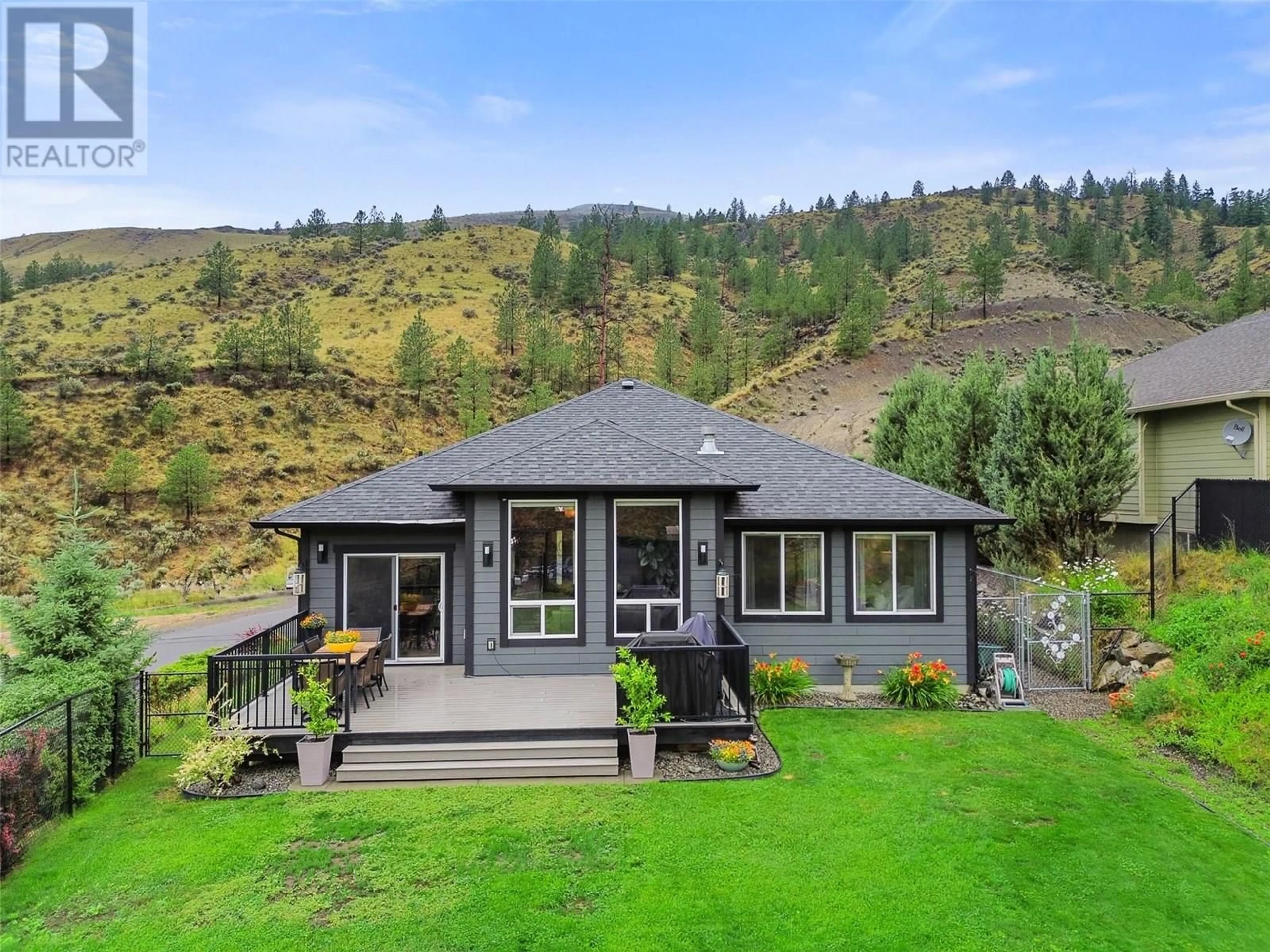 Home with vinyl exterior material, water/lake/river/ocean view for 2 - 950 IDA LANE, Kamloops British Columbia V2B0C6