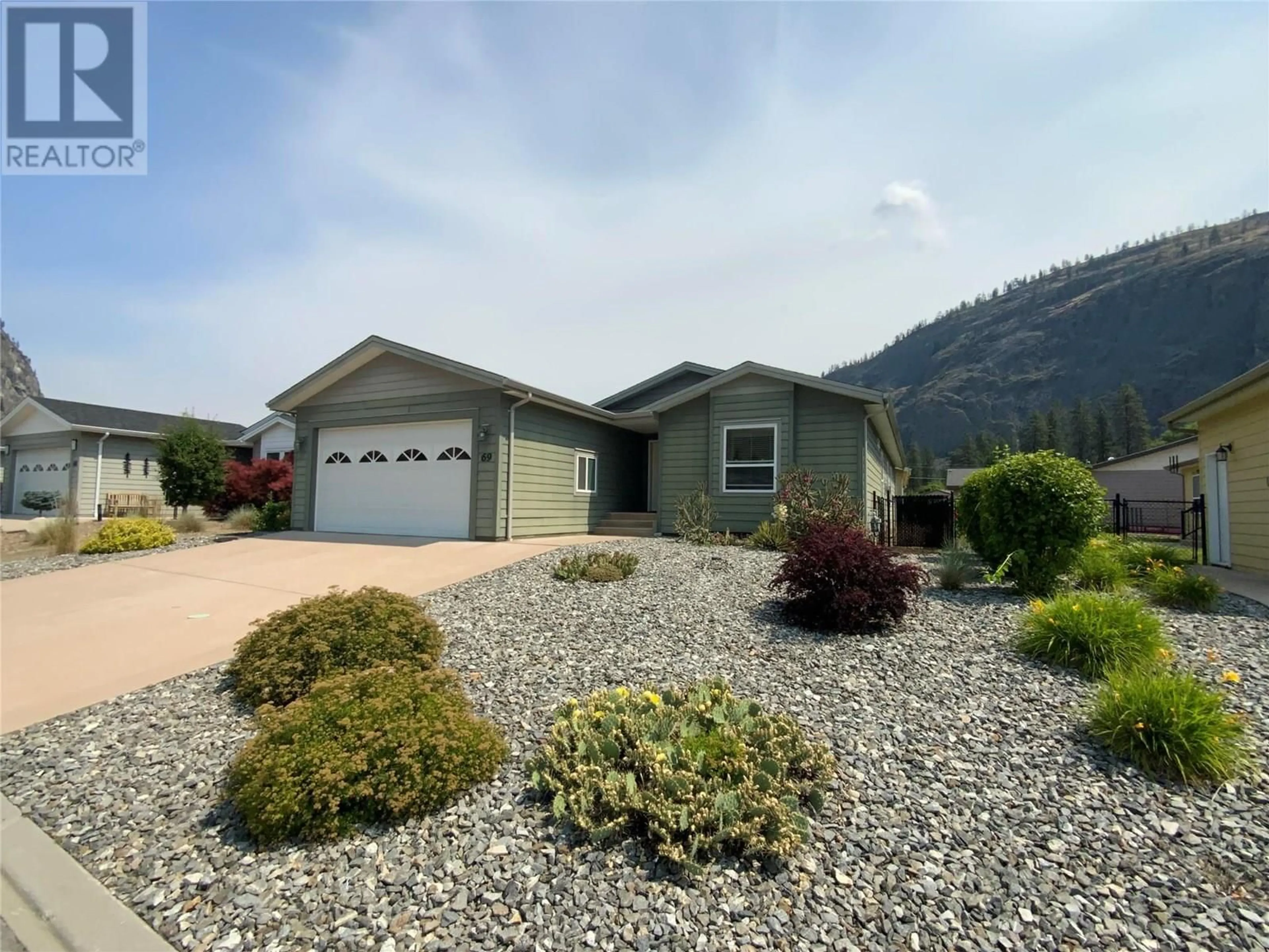 Home with vinyl exterior material, mountain view for 69 - 8300 GALLAGHER LK FRONTAGE ROAD, Oliver British Columbia V0H1T2