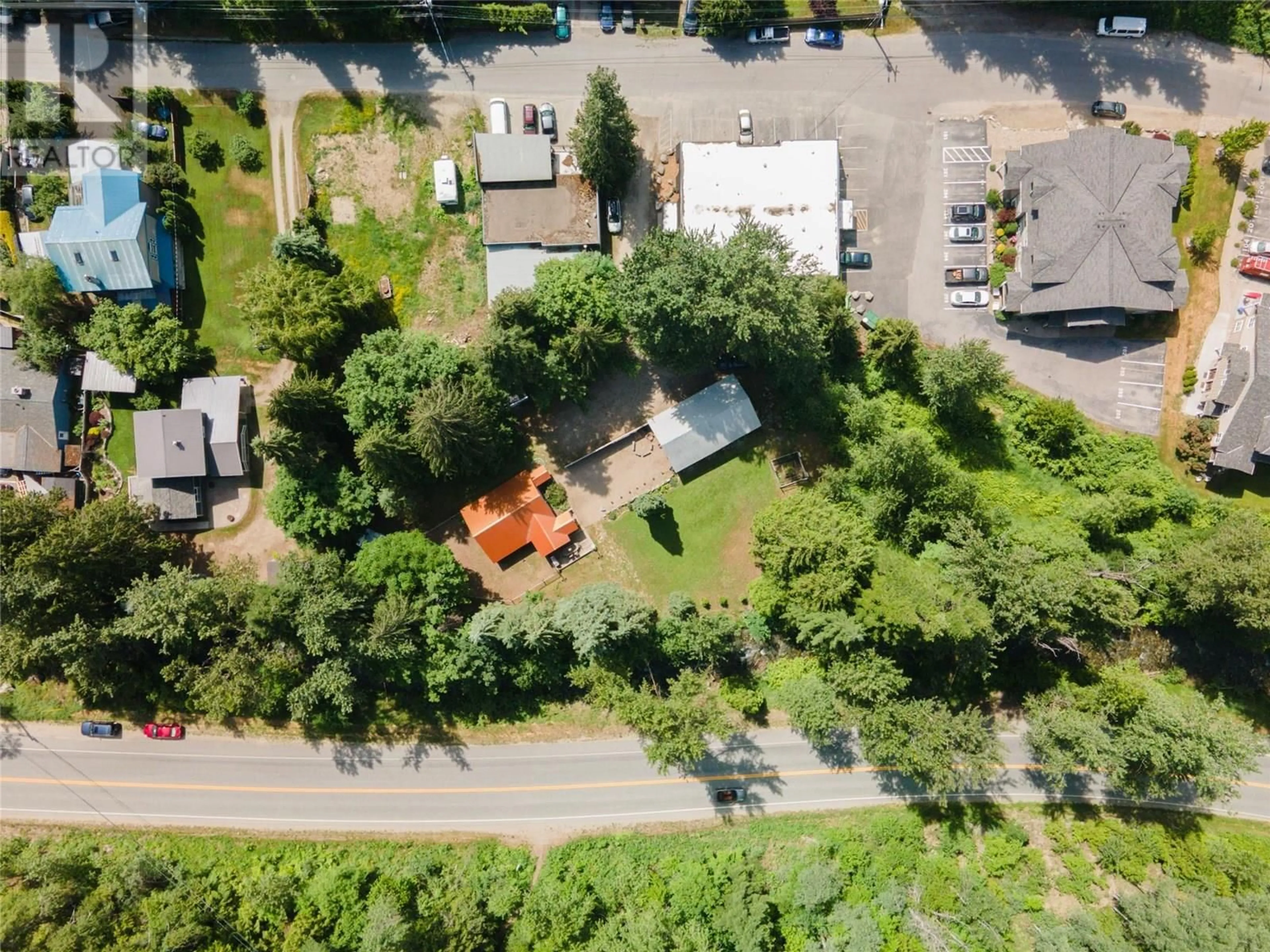 A pic from outside/outdoor area/front of a property/back of a property/a pic from drone, street for 2101 PERRIER ROAD, Nelson British Columbia V1L6Y9