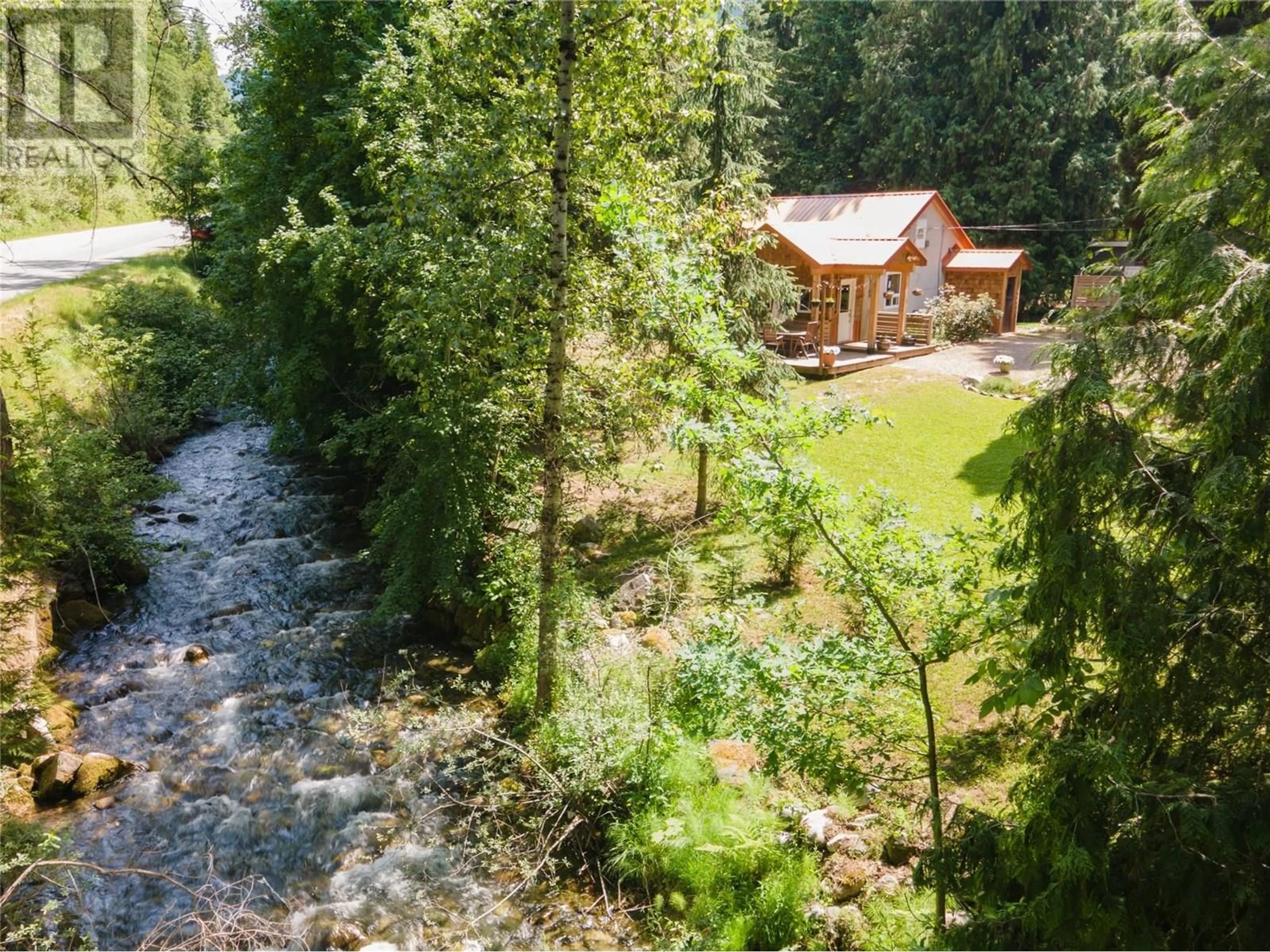 A pic from outside/outdoor area/front of a property/back of a property/a pic from drone, forest/trees view for 2101 PERRIER ROAD, Nelson British Columbia V1L6Y9