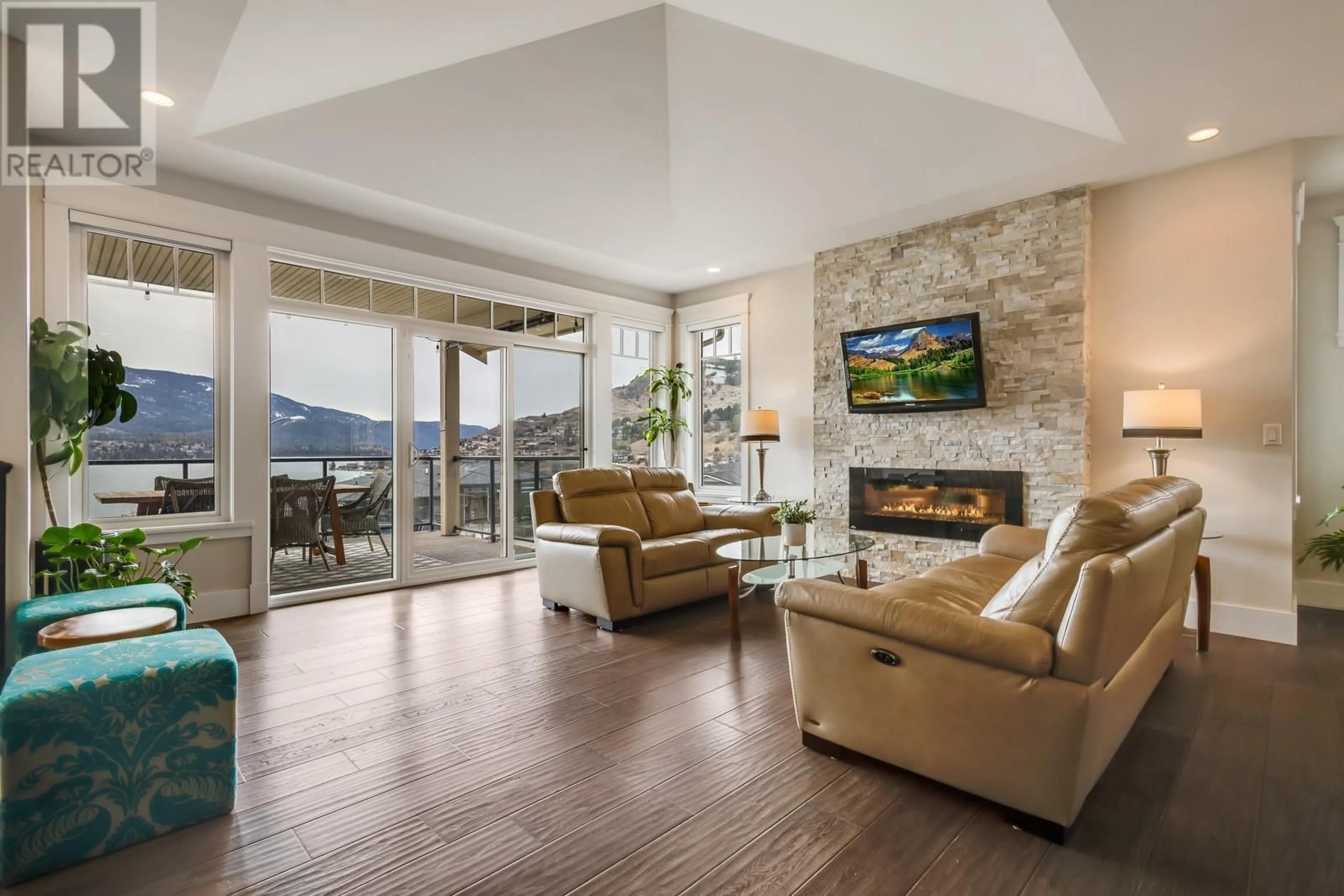 Living room with furniture, unknown for 7229 EDGEWATER PLACE, Coldstream British Columbia V1B4C5