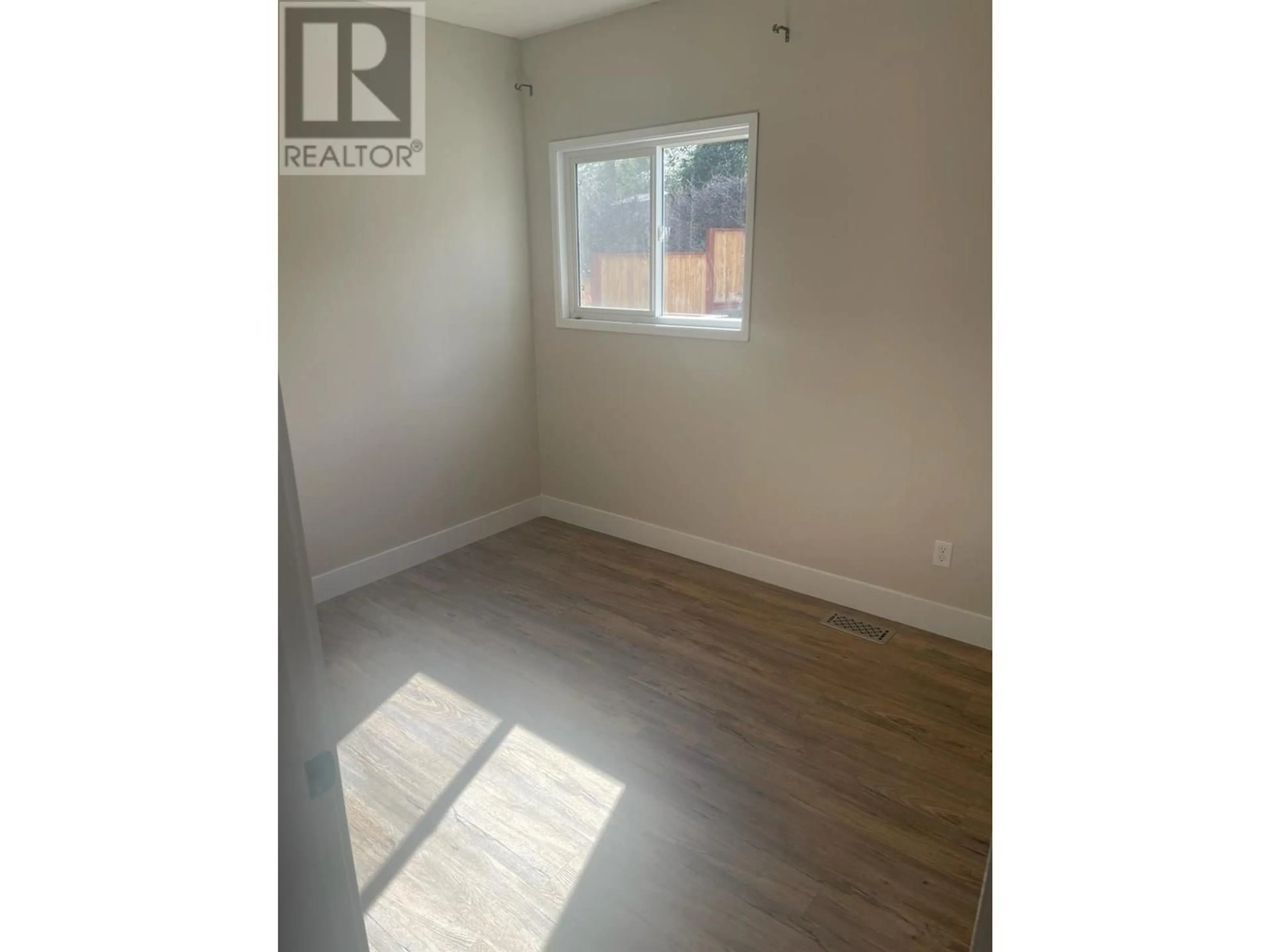 A pic of a room for 755 FLEMING DRIVE, Kamloops British Columbia V1S1A2