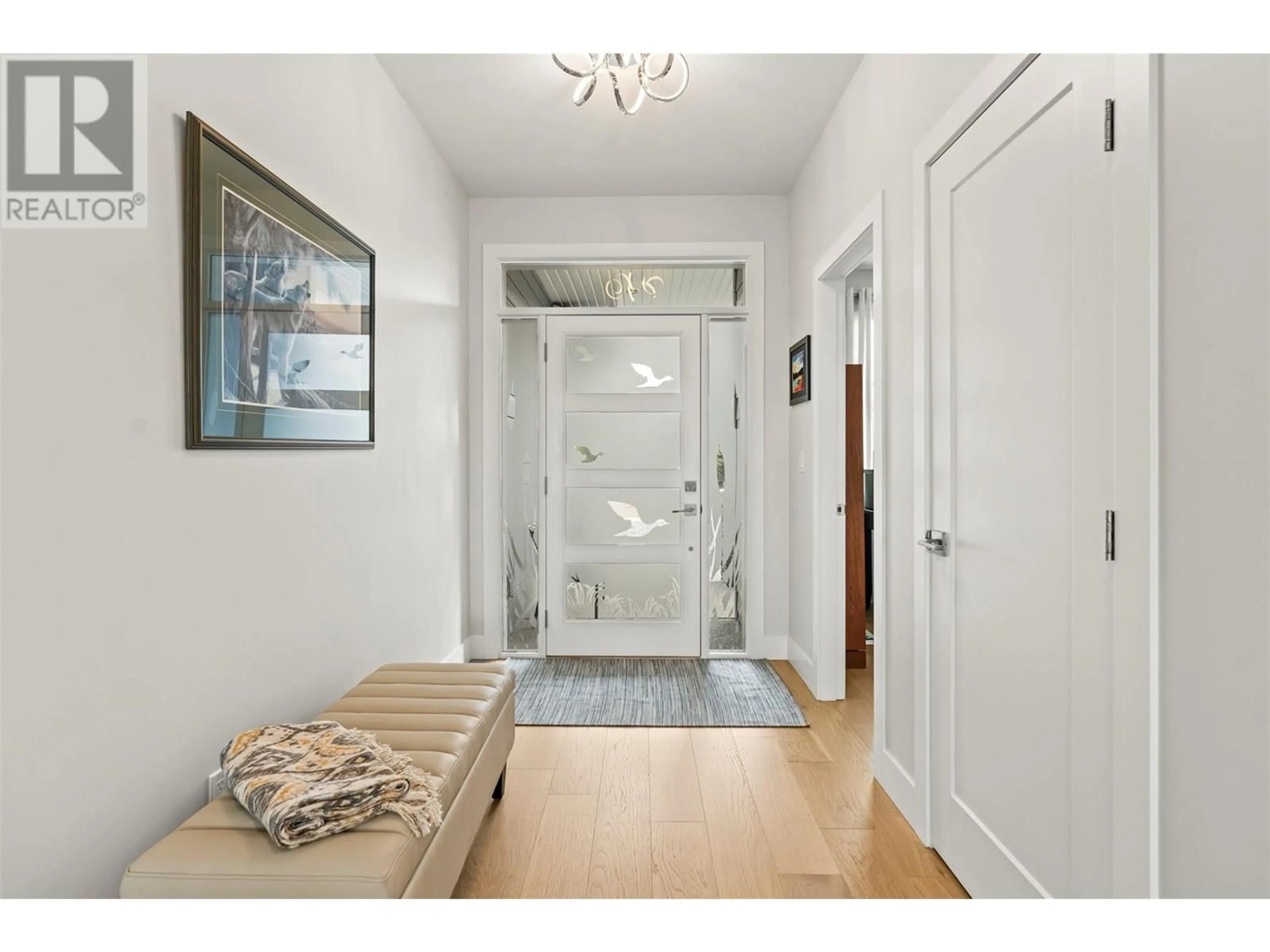 Indoor entryway for 934 MT GRIFFIN ROAD, Vernon British Columbia V1B0A5