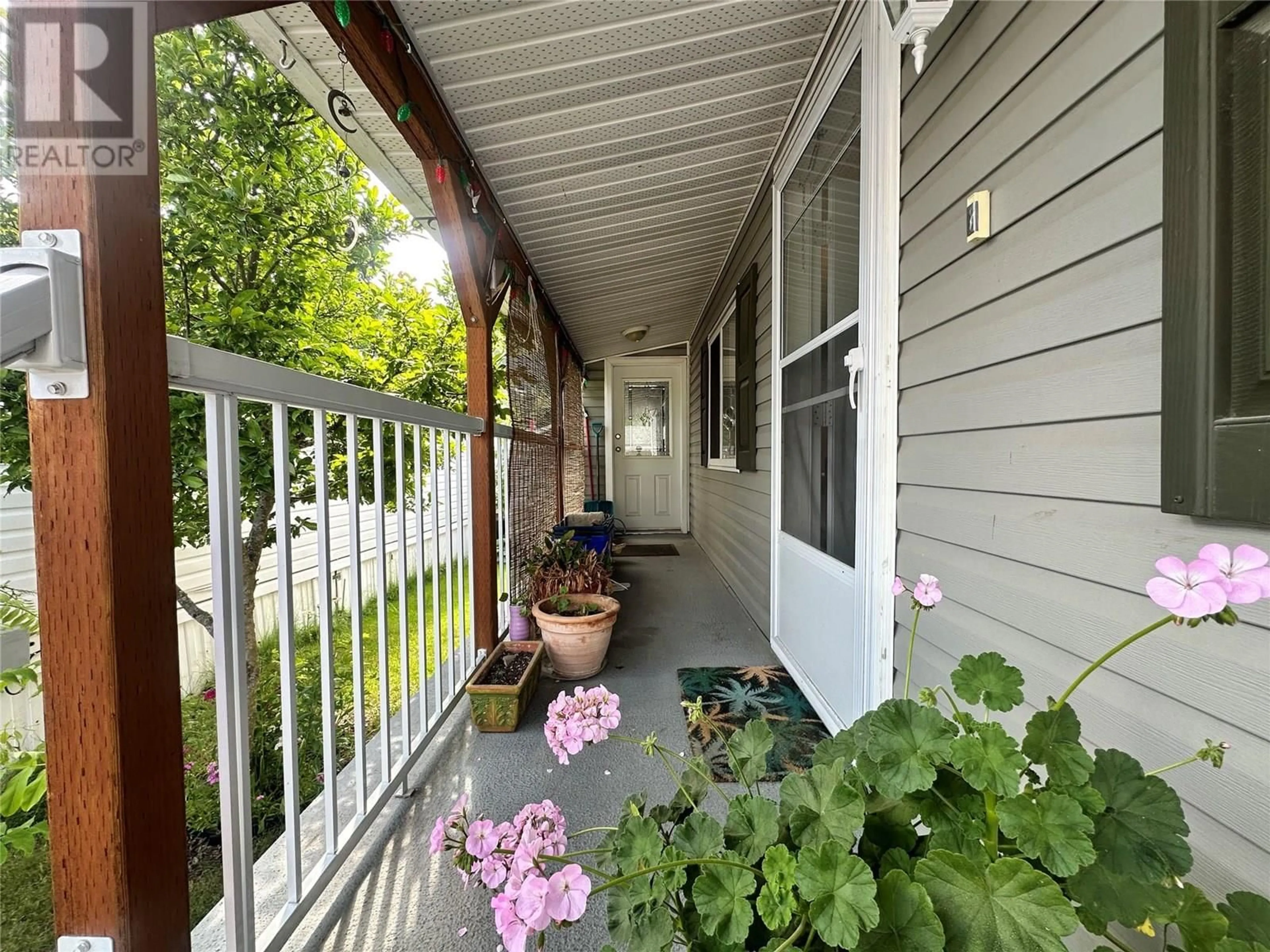 Unknown for 11 - 1545 COLUMBIA AVENUE, Castlegar British Columbia V1N1J1