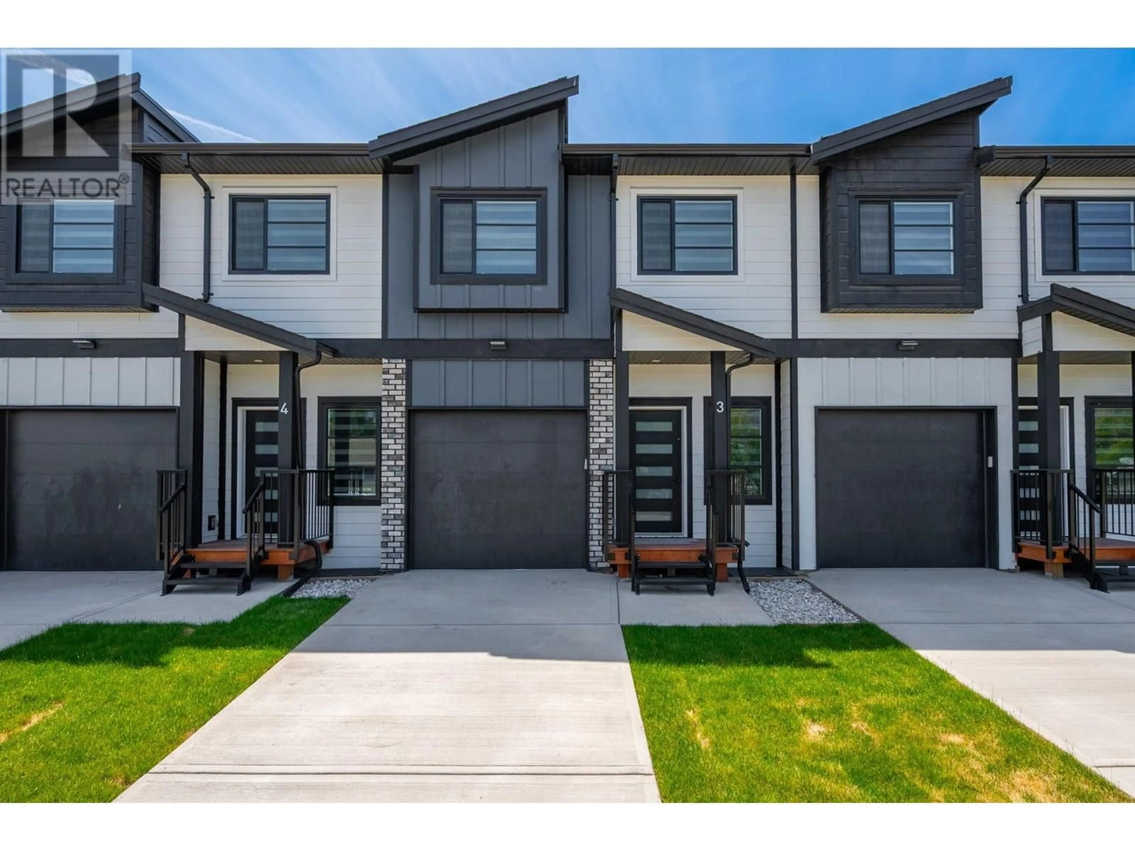 Unknown for 4 - 2502 CLAPPERTON AVENUE, Merritt British Columbia V1K1A2
