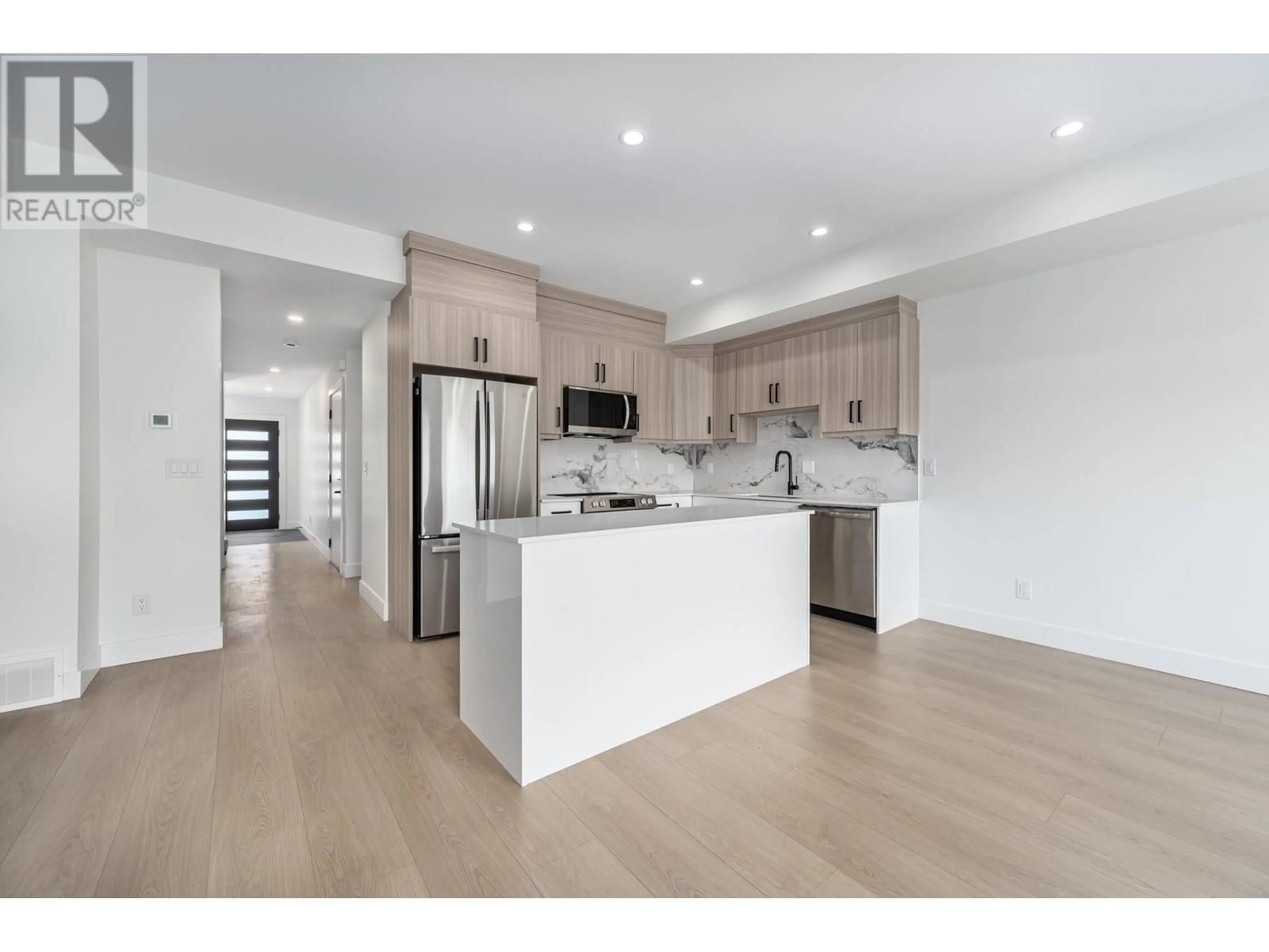 Open concept kitchen, unknown for 4 - 2502 CLAPPERTON AVENUE, Merritt British Columbia V1K1A2