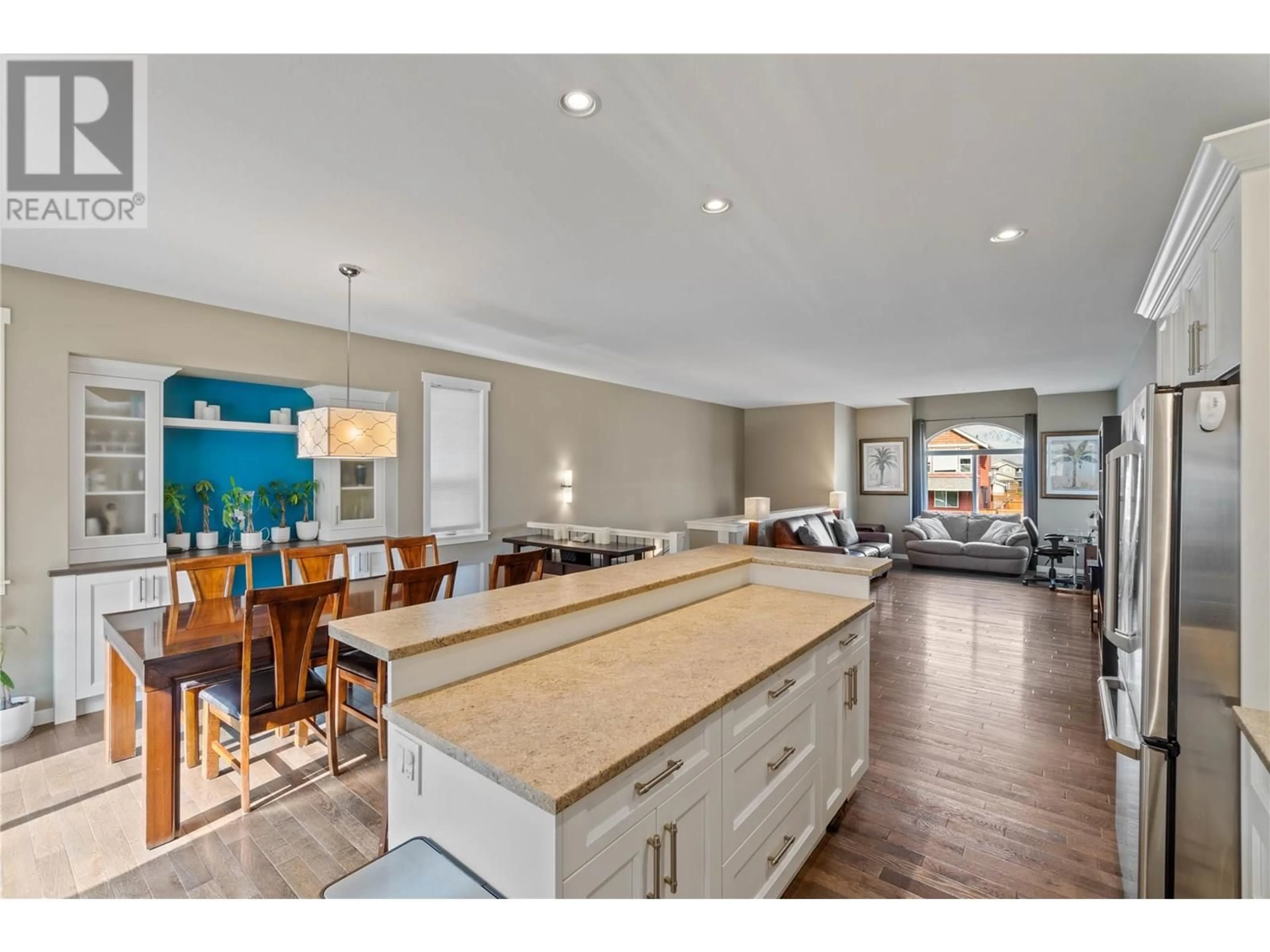 Open concept kitchen, unknown for 2161 SADDLEBACK DRIVE, Kamloops British Columbia V2B0E9