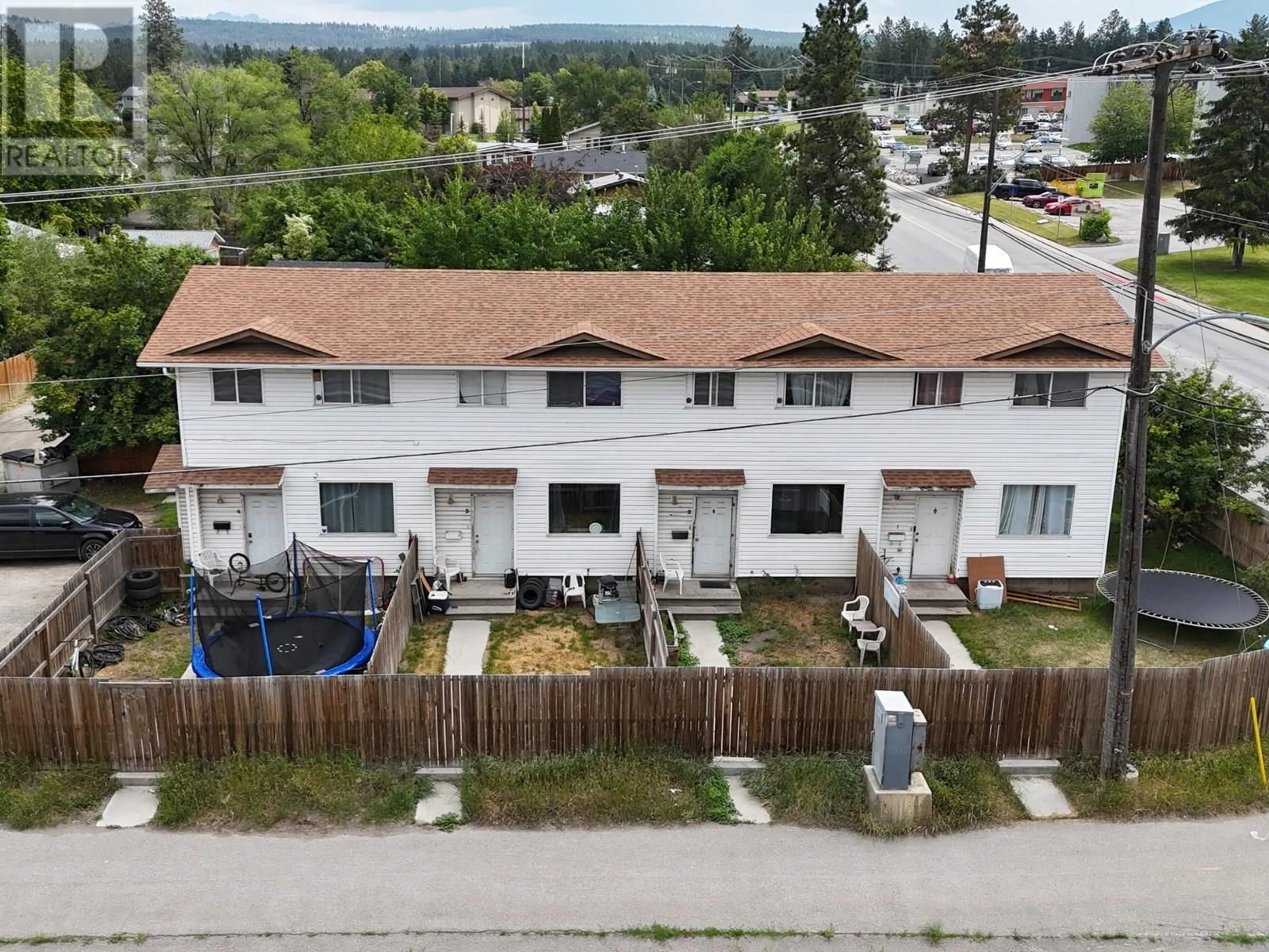 A pic from outside/outdoor area/front of a property/back of a property/a pic from drone, unknown for 2000 2ND STREET NORTH, Cranbrook British Columbia V1C4M5