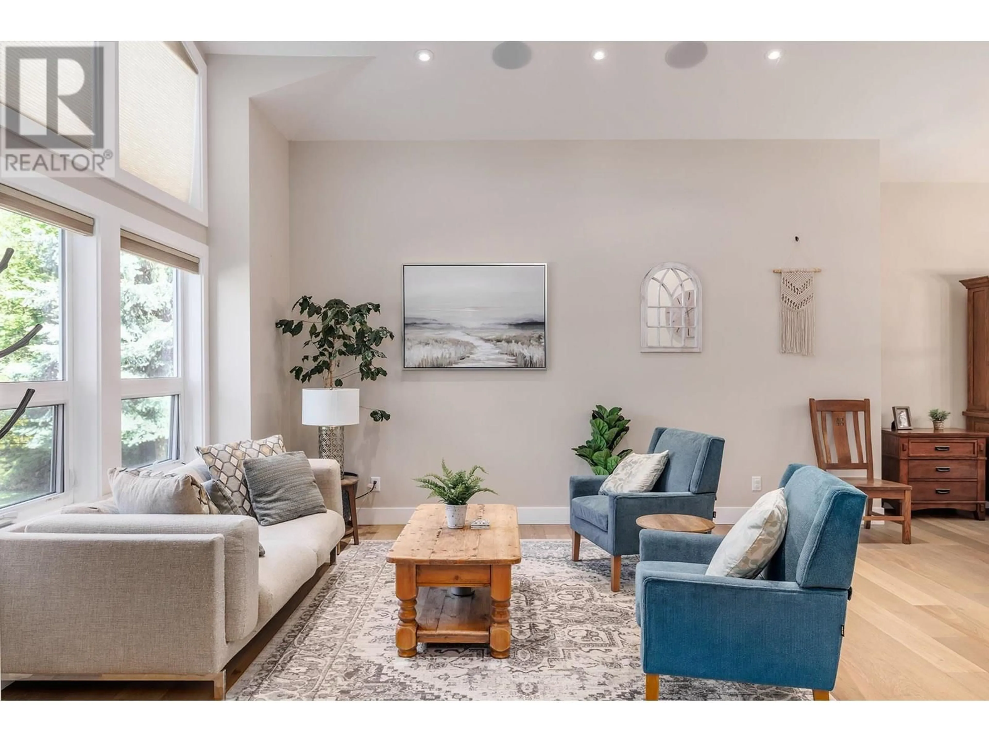Living room with furniture, unknown for 10839 HALLAM DRIVE, Lake Country British Columbia V4V1P1