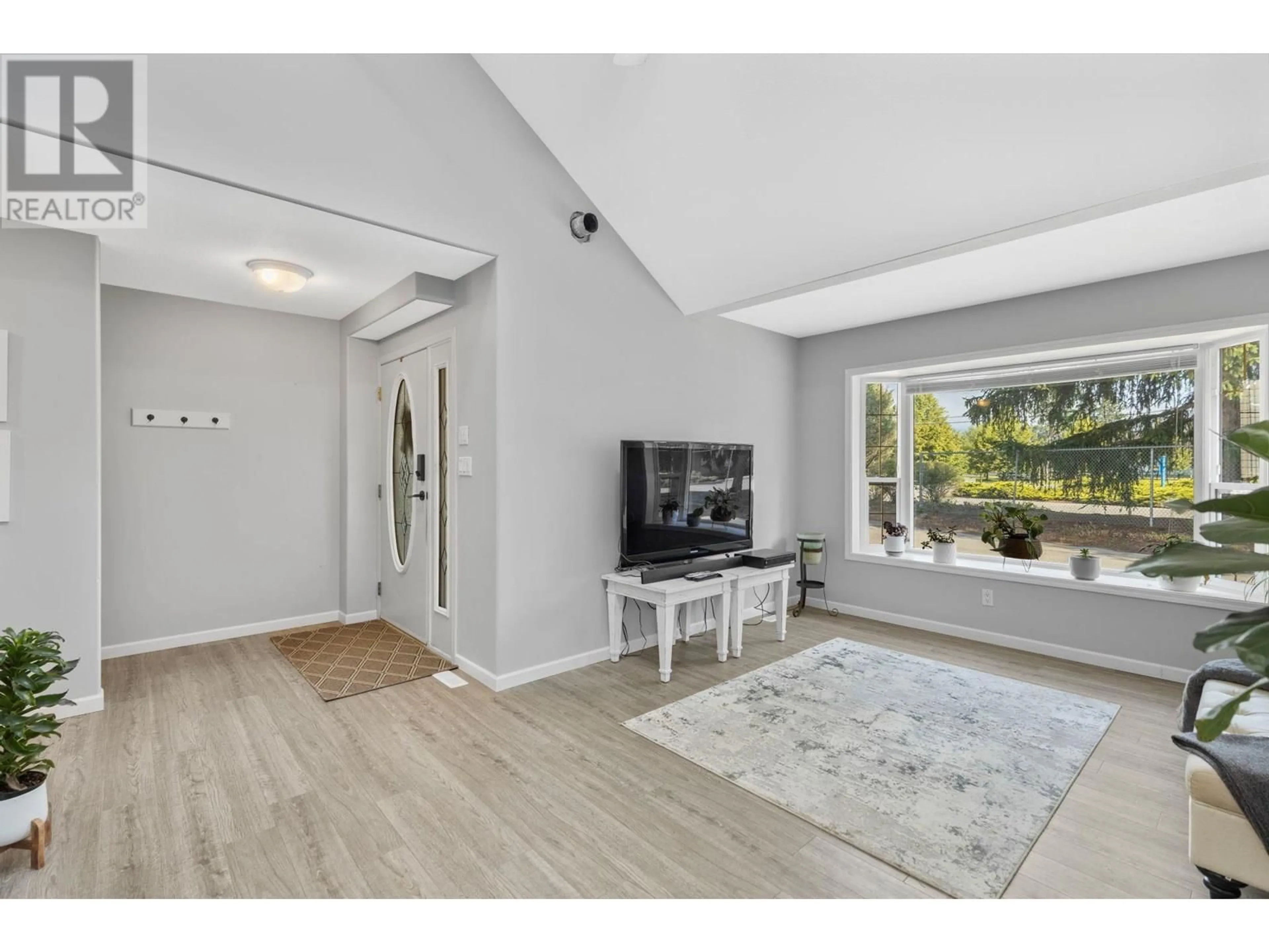 Unknown for 2 - 4476 BARRIERE TOWNE ROAD, Barriere British Columbia V0E1E0