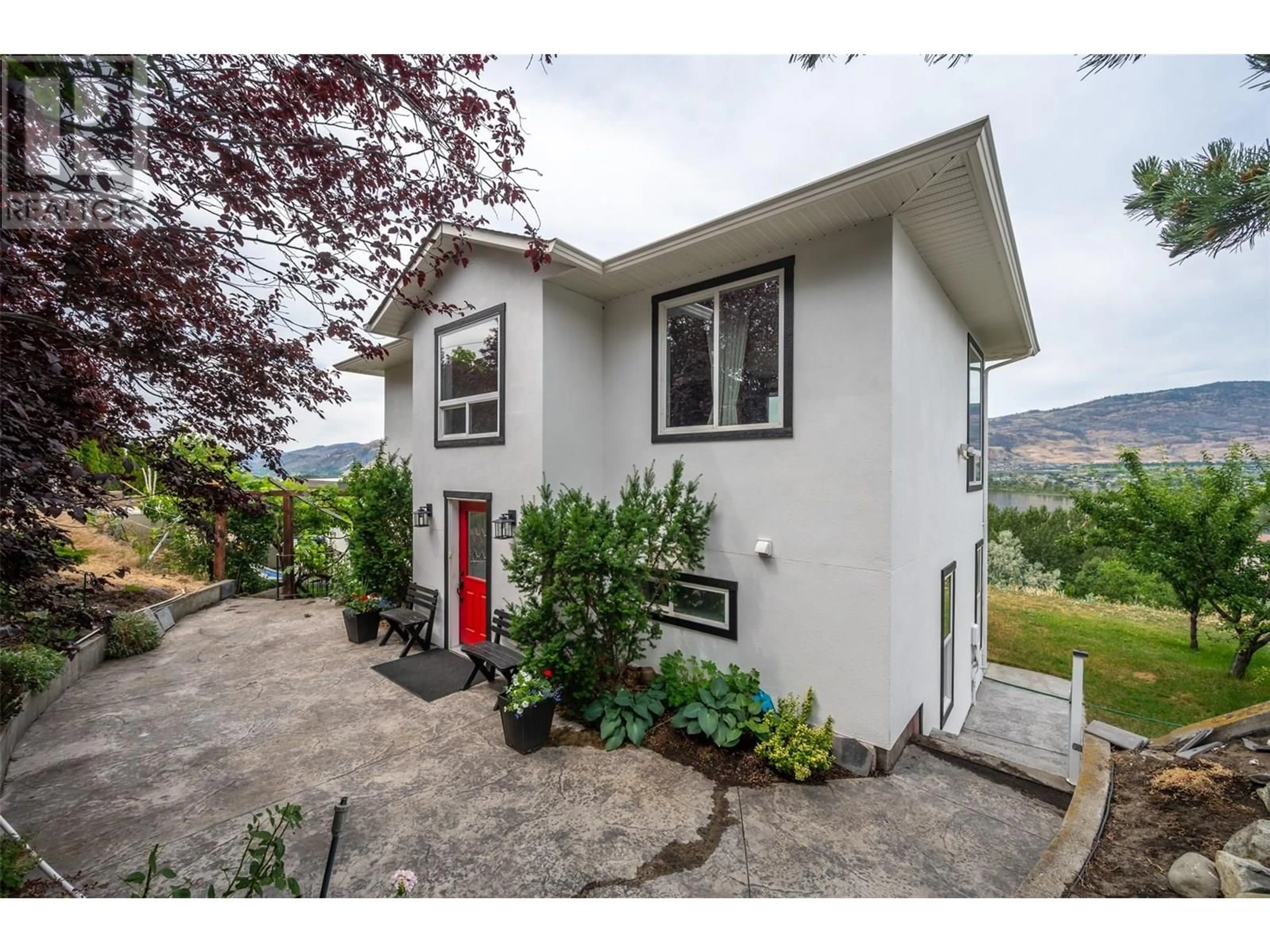 Unknown for 4004 39TH STREET, Osoyoos British Columbia V0H1V6
