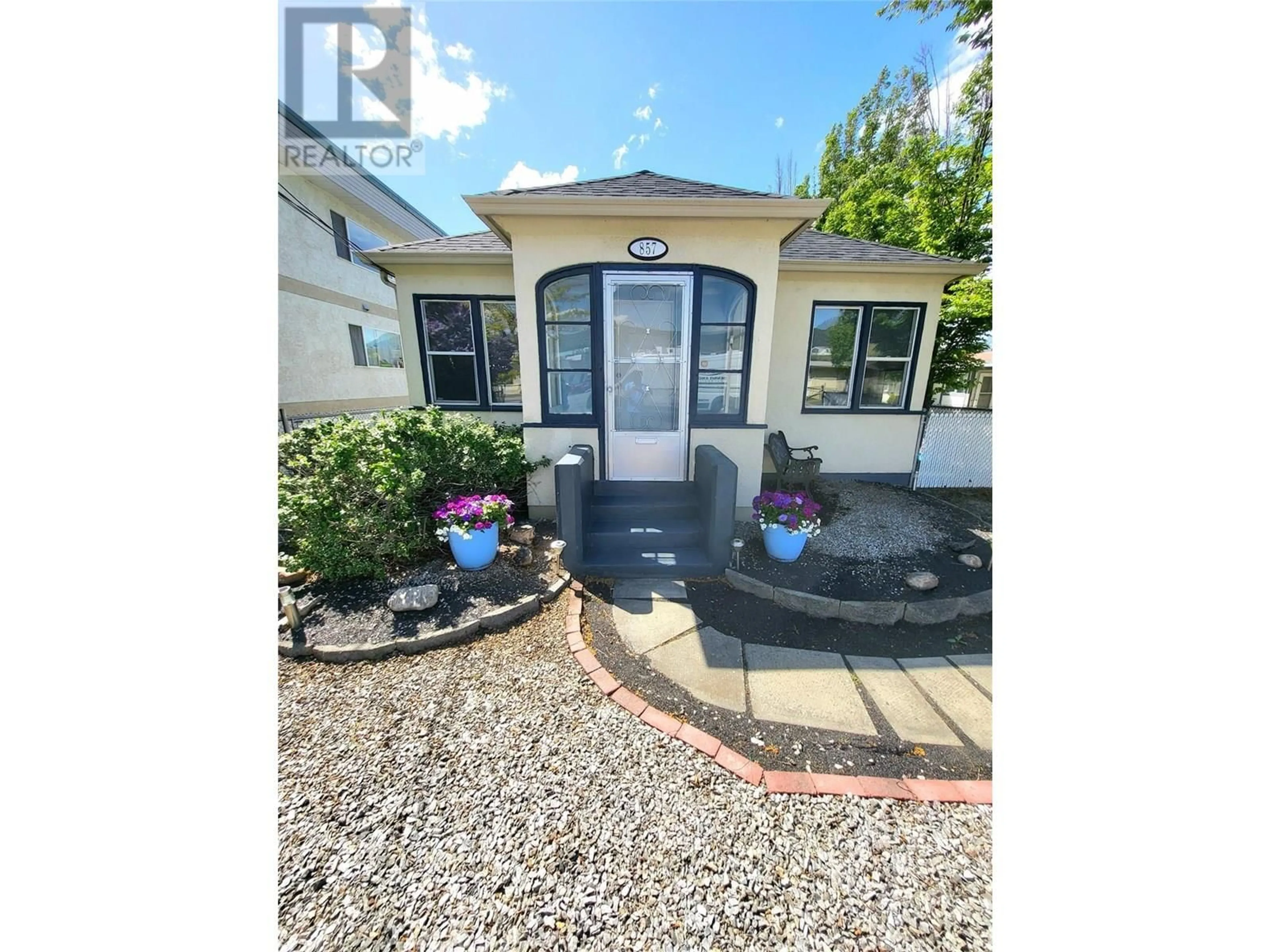Unknown for 857 MAIN STREET, Penticton British Columbia V2A5E3