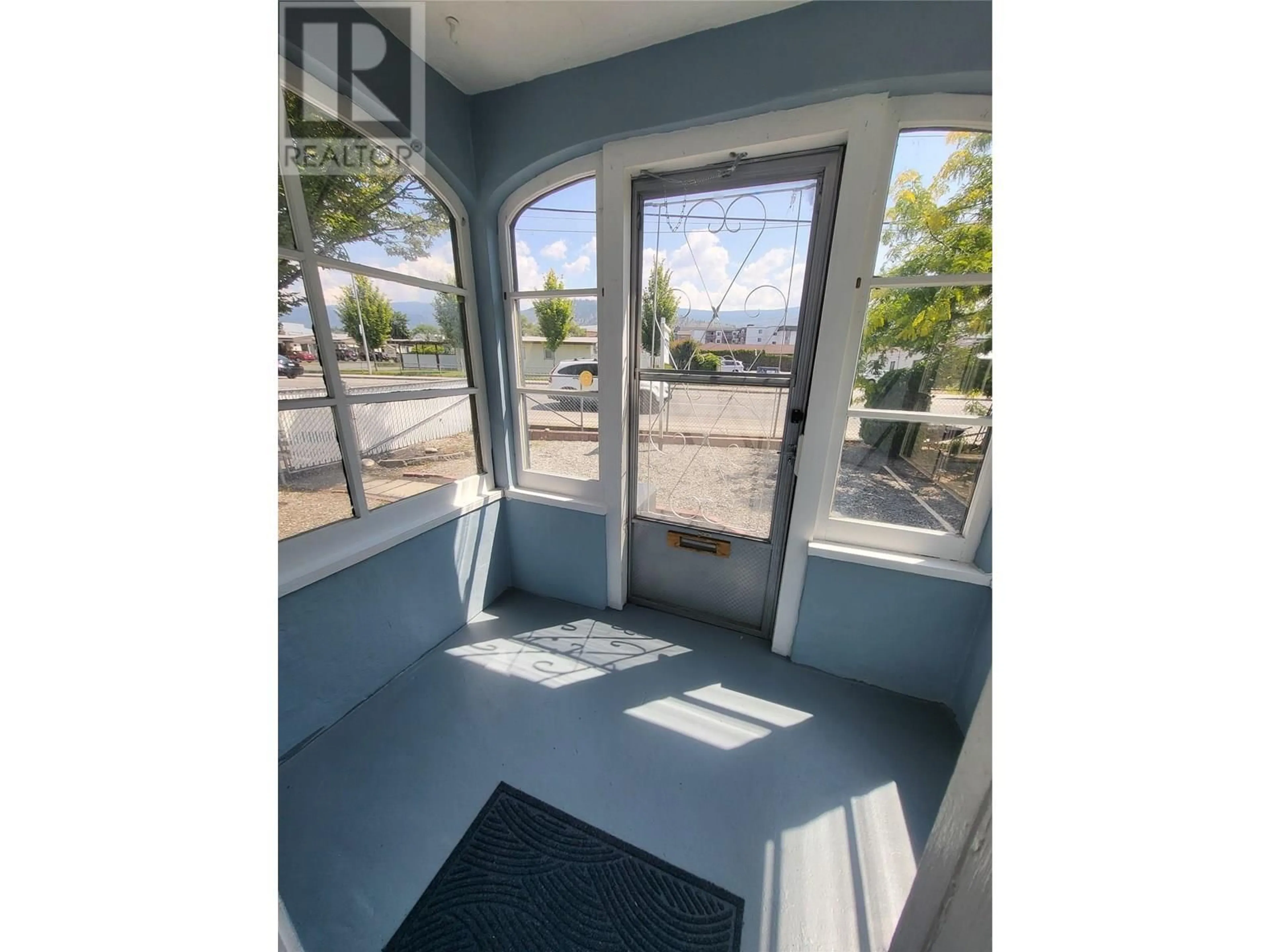 Unknown for 857 MAIN STREET, Penticton British Columbia V2A5E3