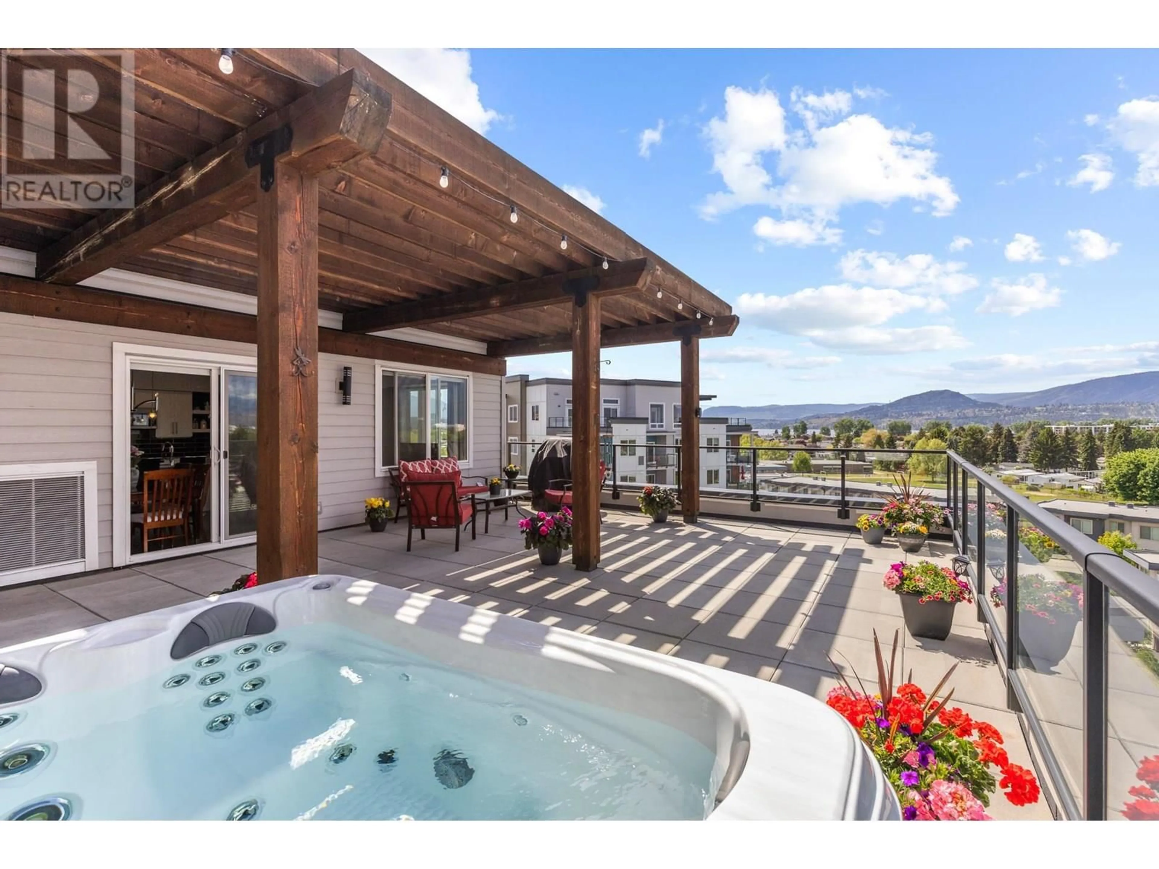 Patio, water/lake/river/ocean view for 604 - 3630 MISSION SPRINGS DRIVE, Kelowna British Columbia V1W0B2