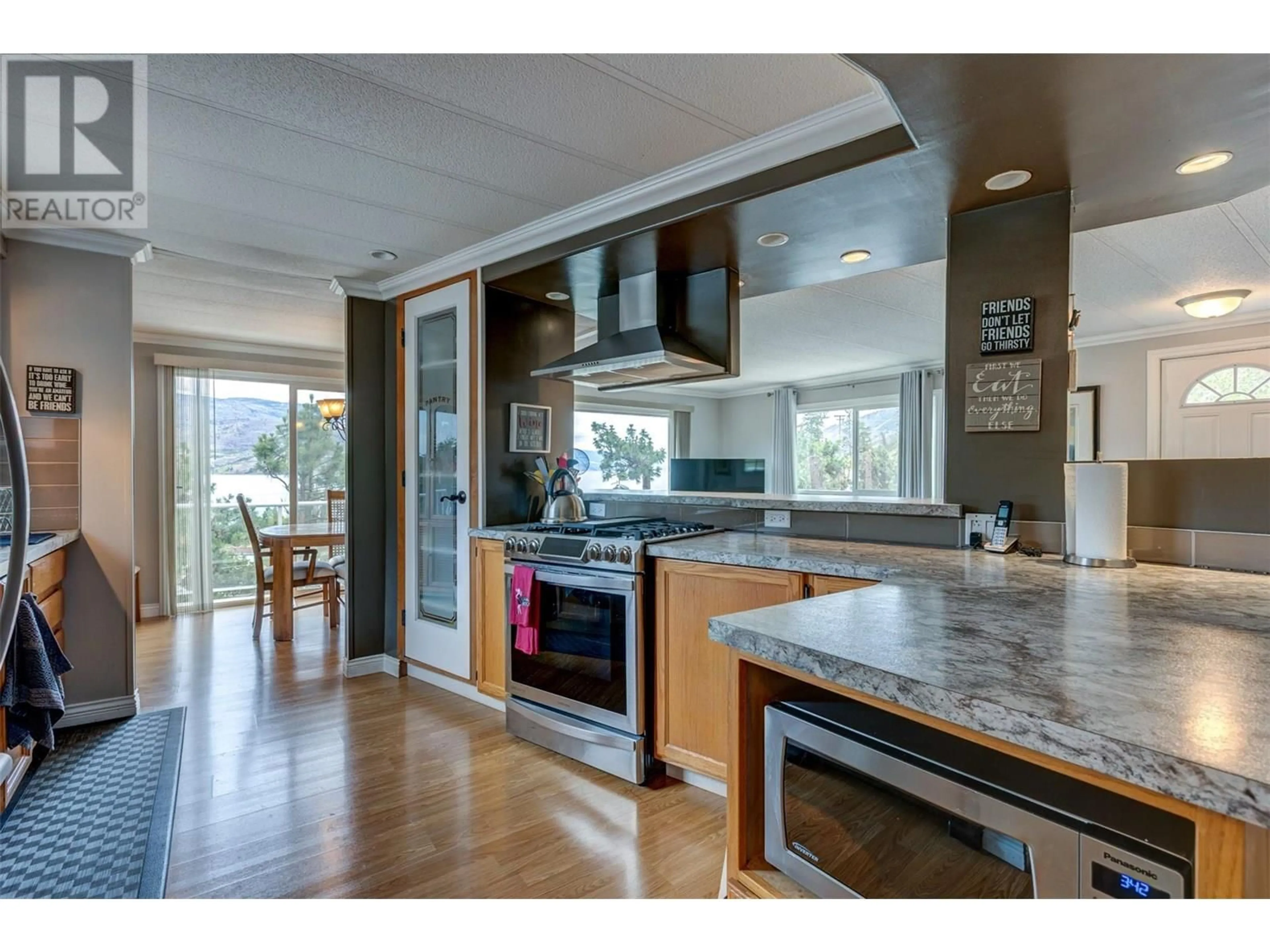 Open concept kitchen, unknown for 34 - 6711 HIGHWAY 97 OTHER, Peachland British Columbia V0H1X9
