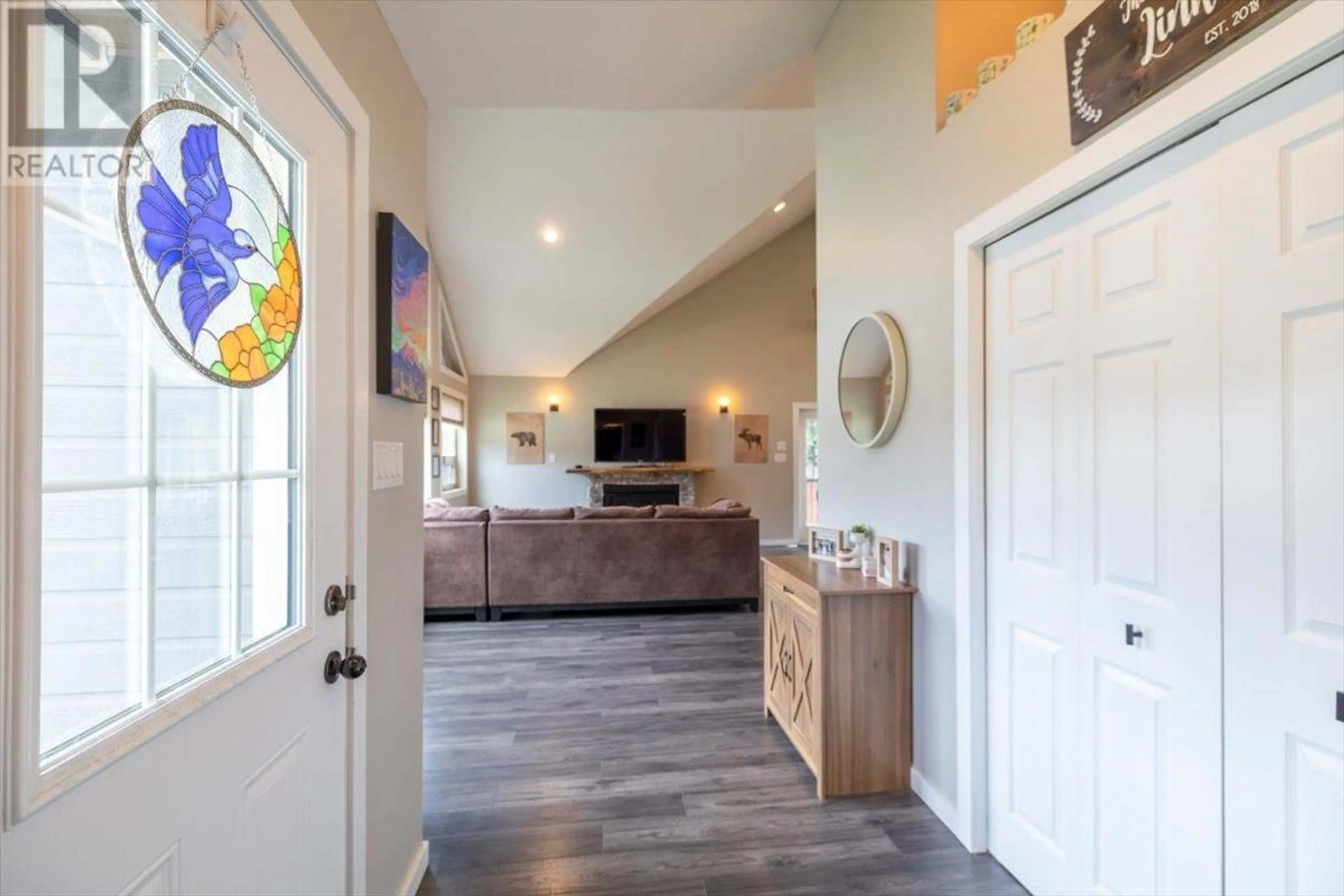 Indoor entryway for 2056 GOLDEN EAGLE DRIVE, Sparwood British Columbia V0B2G2