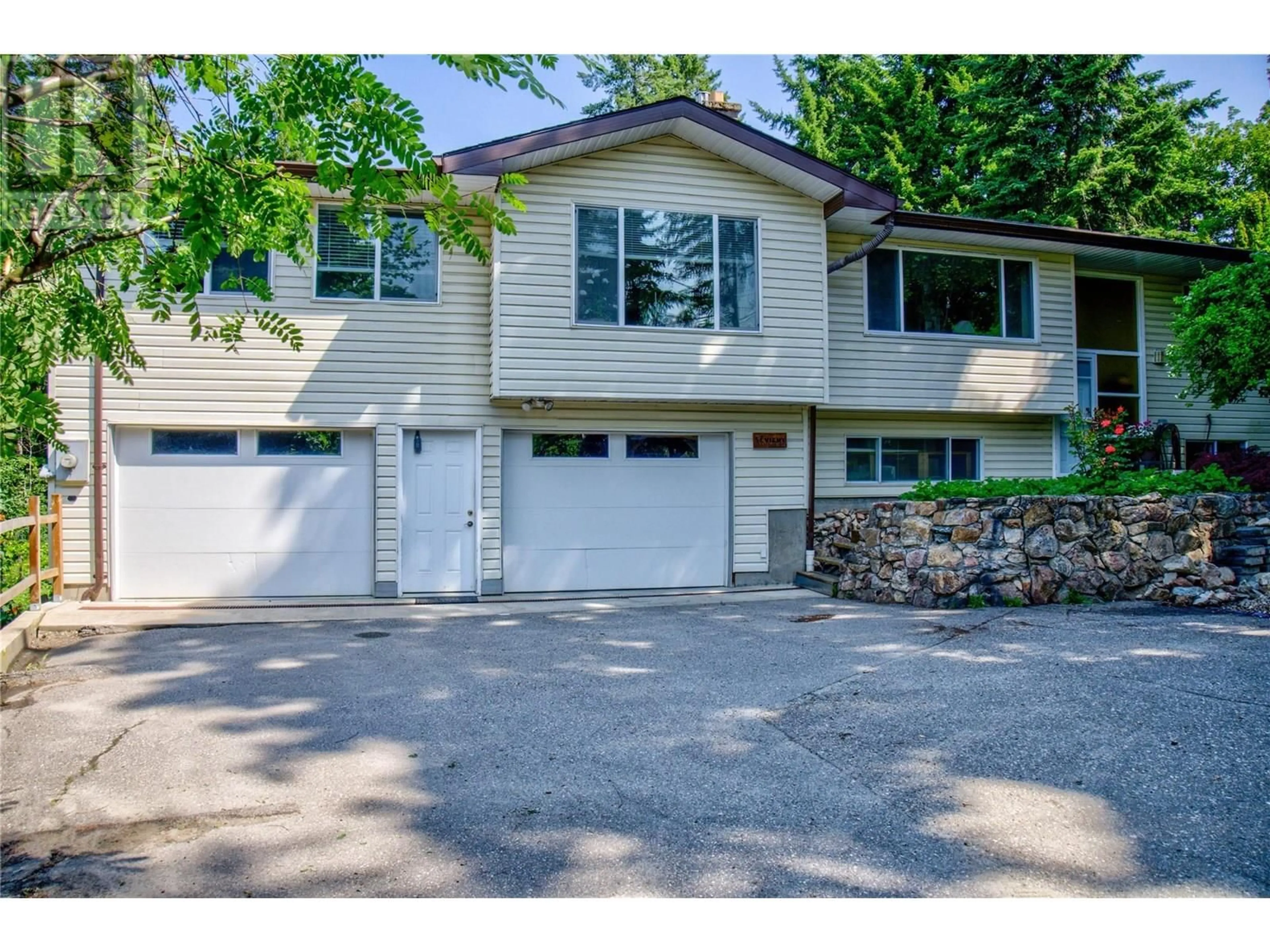 Unknown for 2651 20 AVENUE NORTHEAST, Salmon Arm British Columbia V1E3G5
