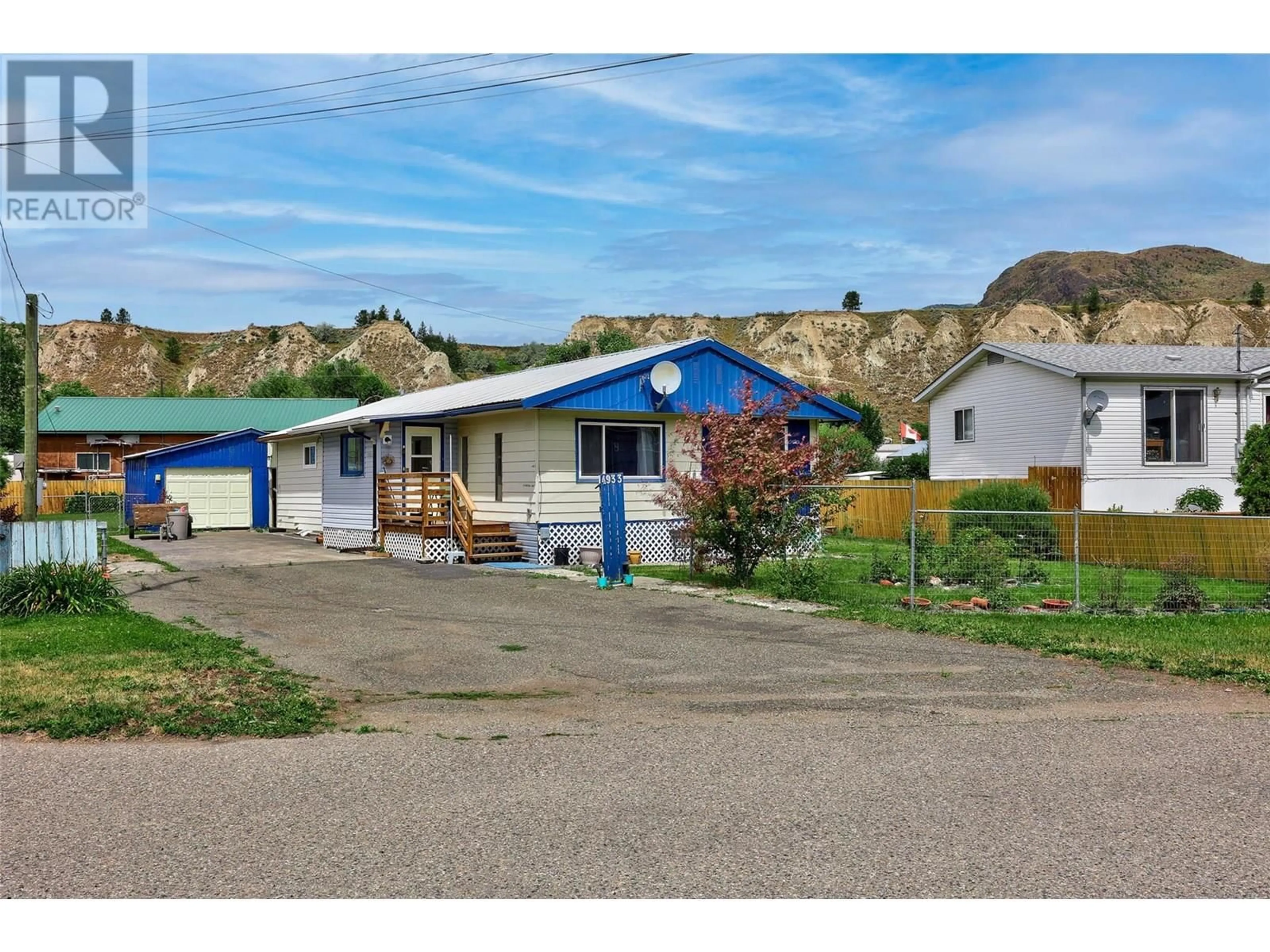 A pic from outside/outdoor area/front of a property/back of a property/a pic from drone, street for 4933 ANKER ROAD, Pritchard British Columbia V0E2P0