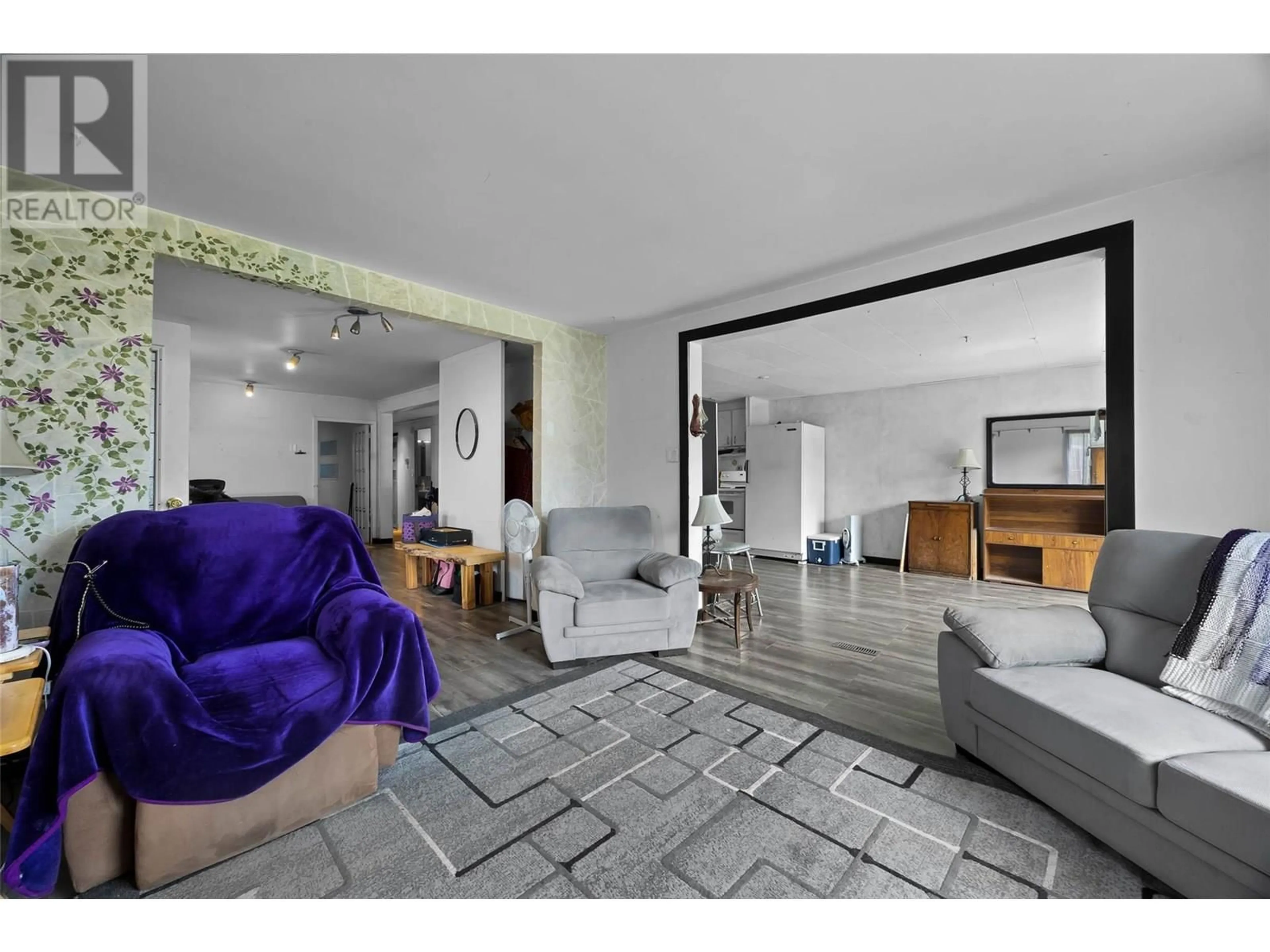 Living room with furniture, unknown for 4933 ANKER ROAD, Pritchard British Columbia V0E2P0
