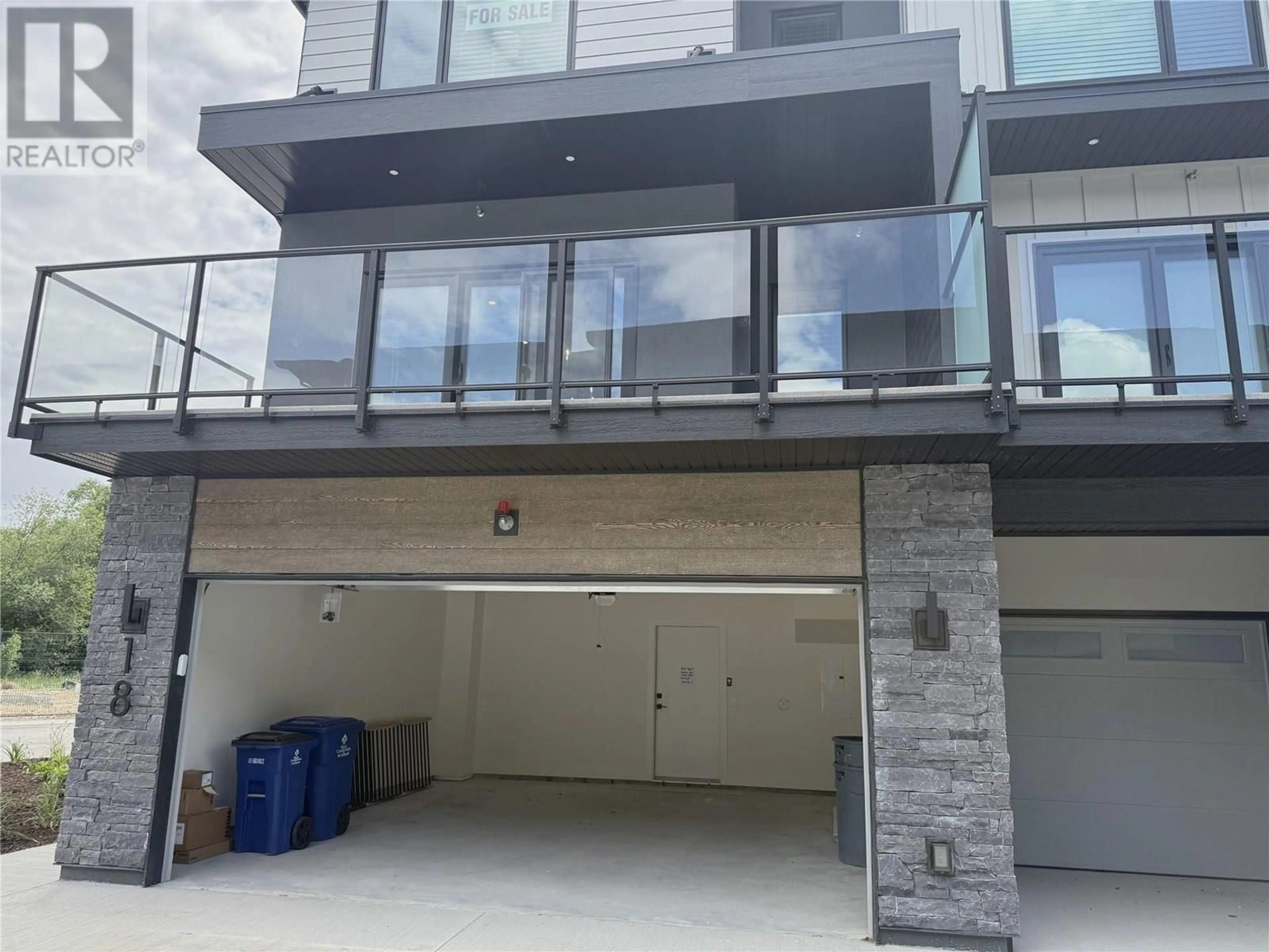 Indoor garage for 18 - 11451 ETHERIDGE ROAD, Lake Country British Columbia V4V0C3