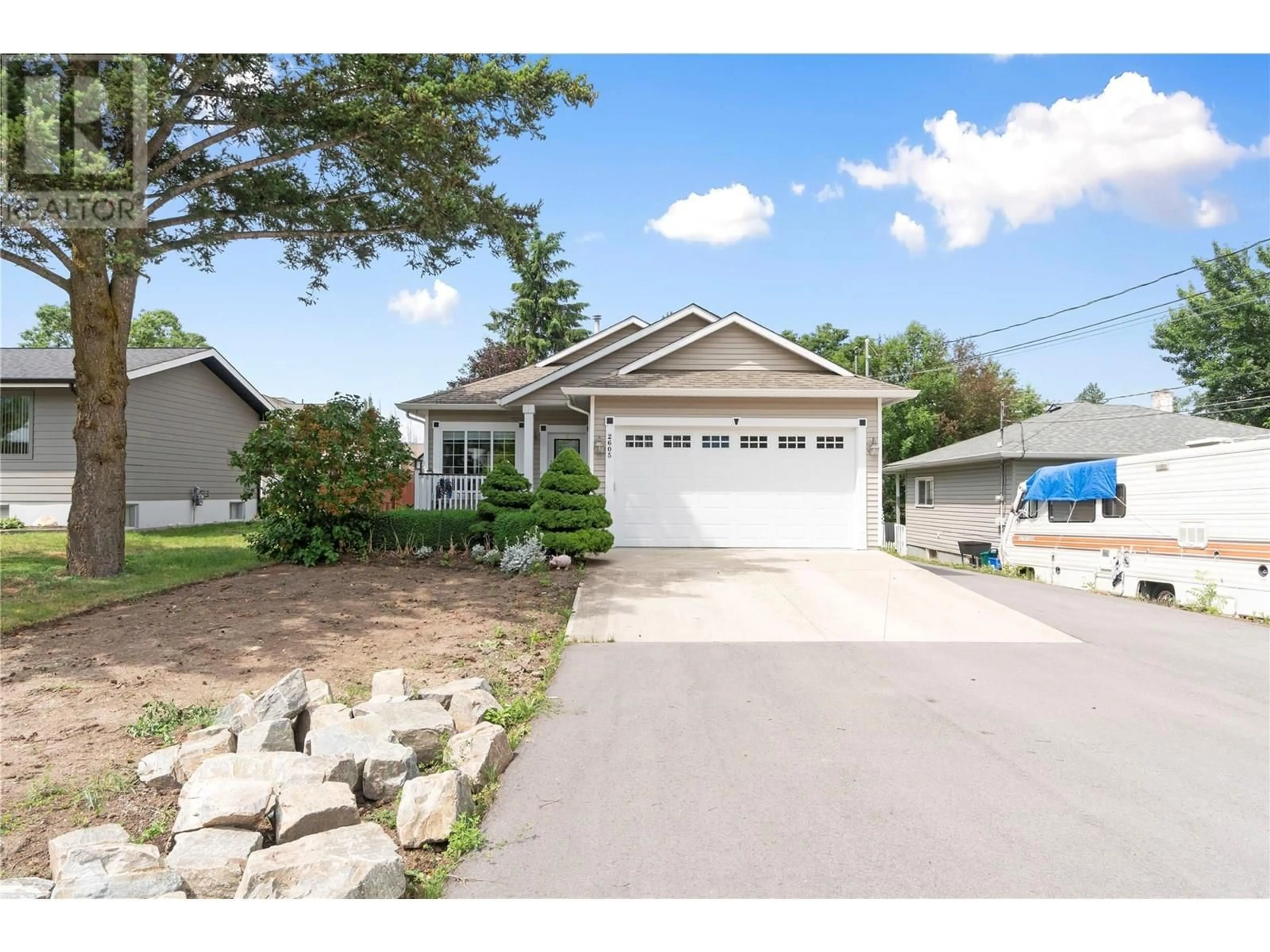 Home with vinyl exterior material, unknown for 2605 COLONY STREET, Armstrong British Columbia V0E1B1