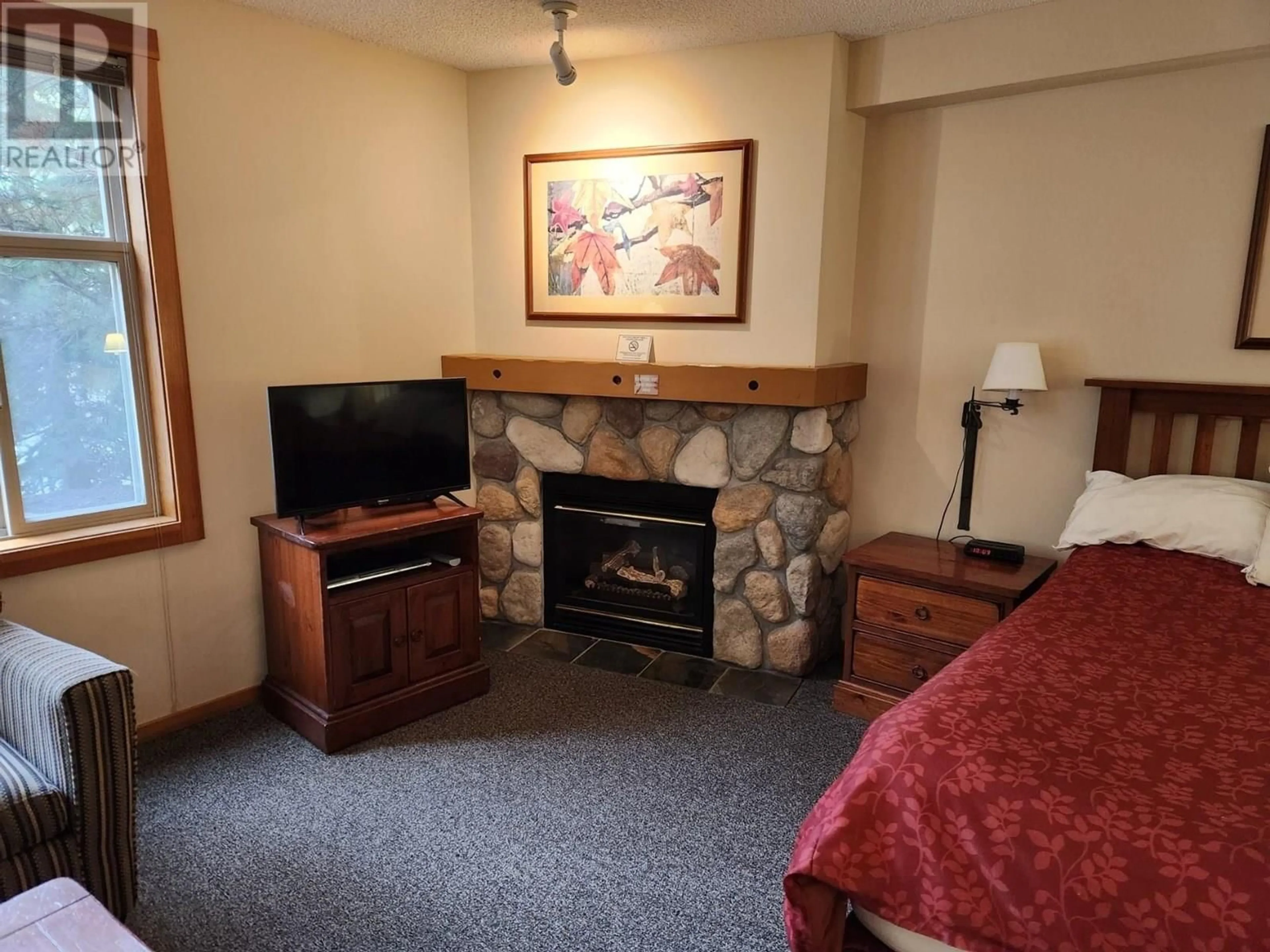 A pic of a room for 106 - 2060 SUMMIT DRIVE, Panorama British Columbia V0A1T0