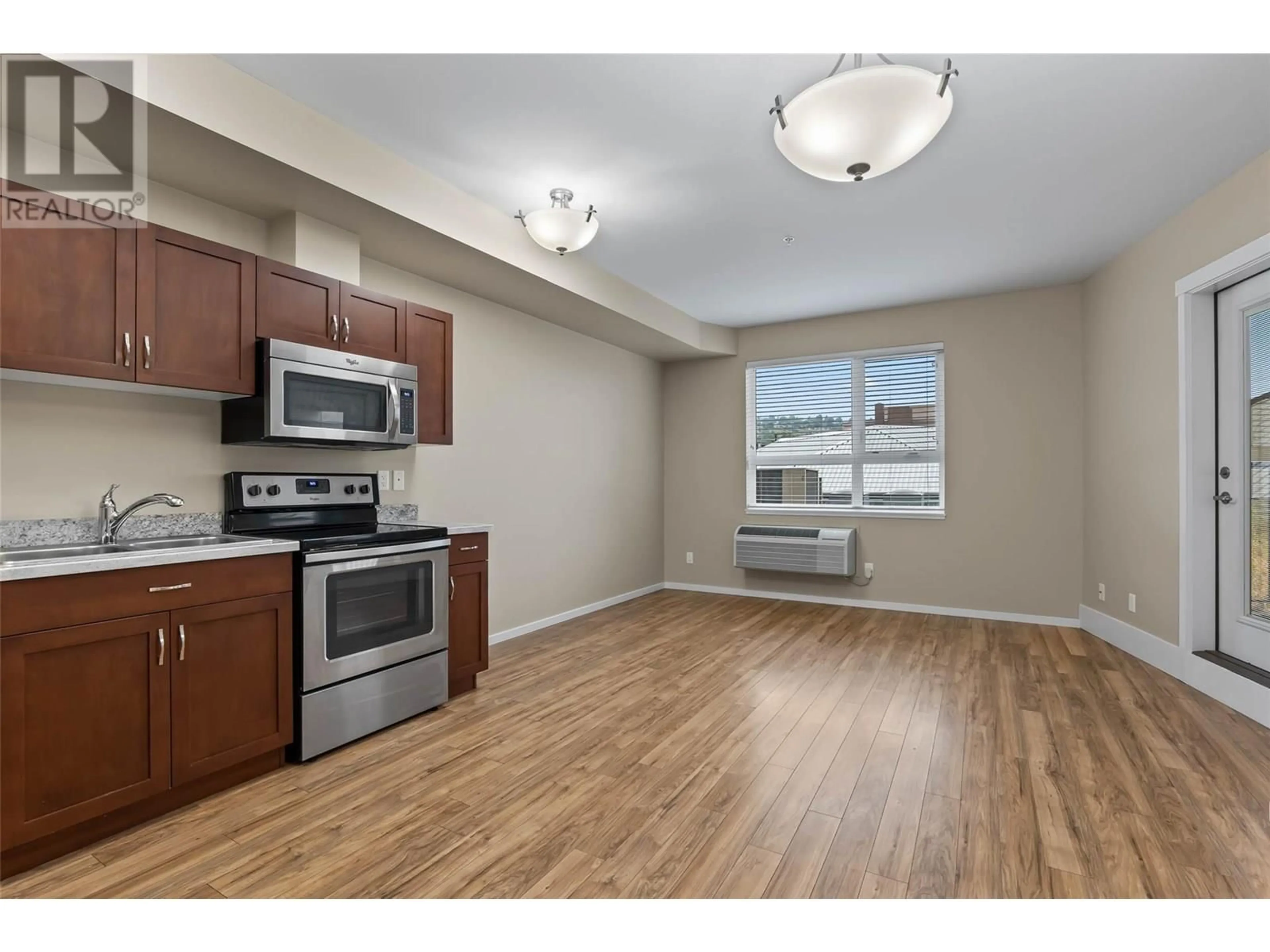 Standard kitchen, wood/laminate floor for 206 - 429 ST PAUL STREET, Kamloops British Columbia V2C2J7