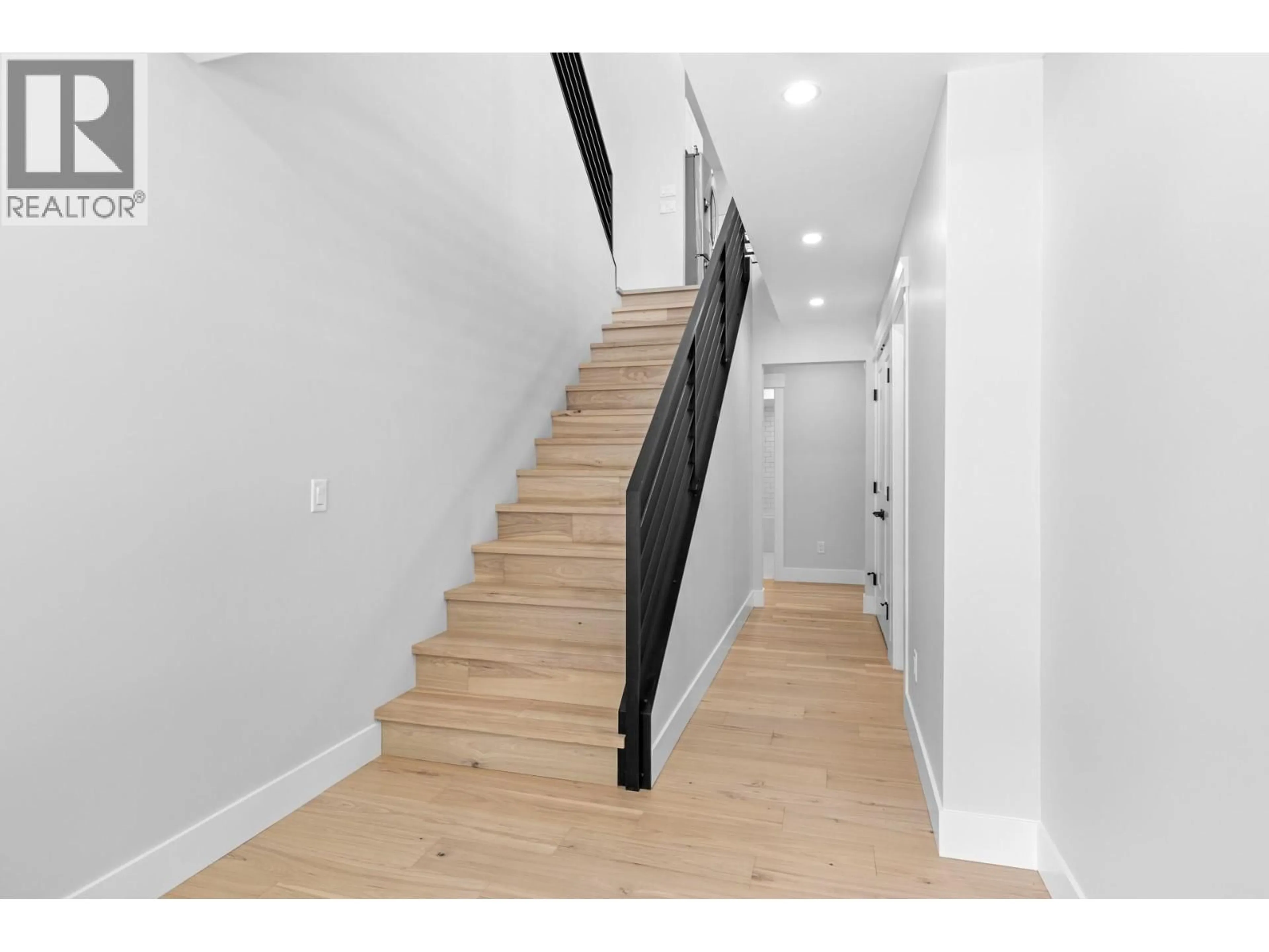 Unknown for 2255 SHANNON WOODS CRESCENT, West Kelowna British Columbia V4T2P2