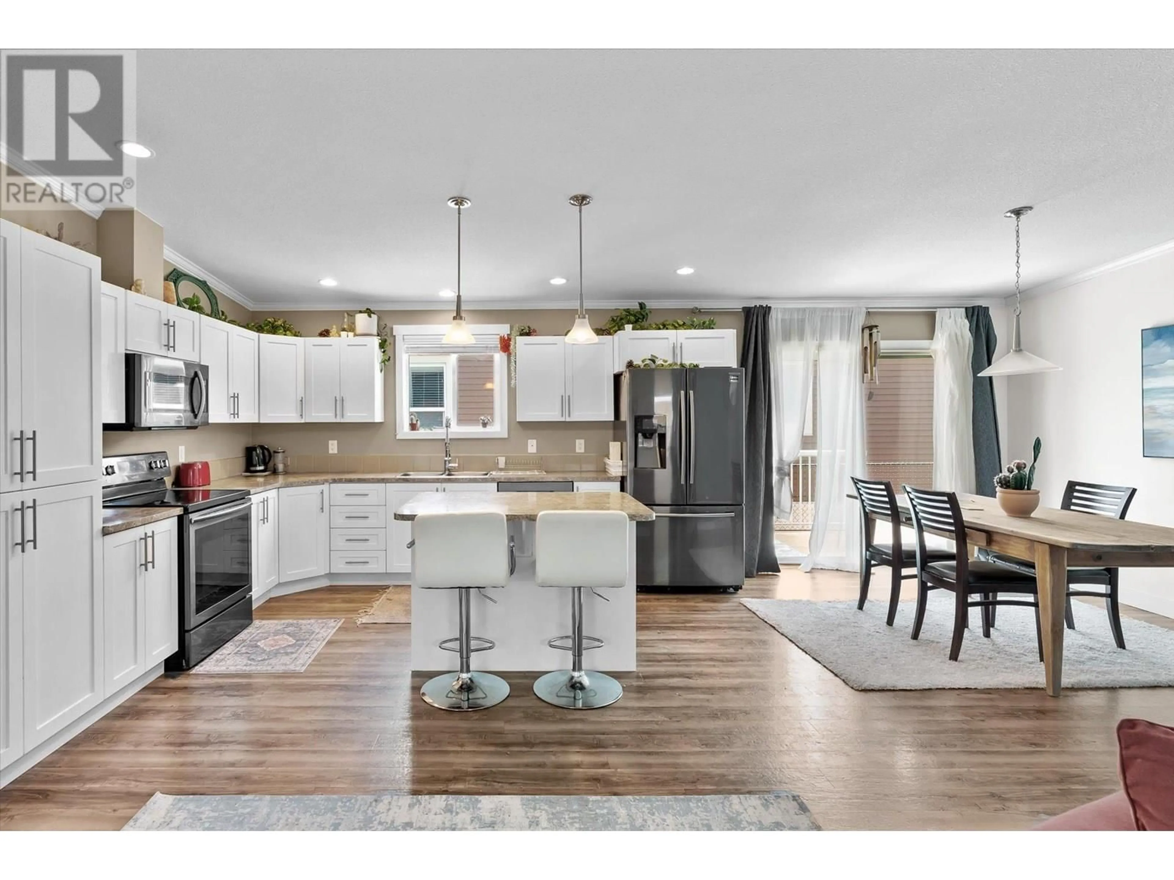 Open concept kitchen, unknown for 75 - 1835 NANCEE WAY COURT, West Kelowna British Columbia V1Z4C1