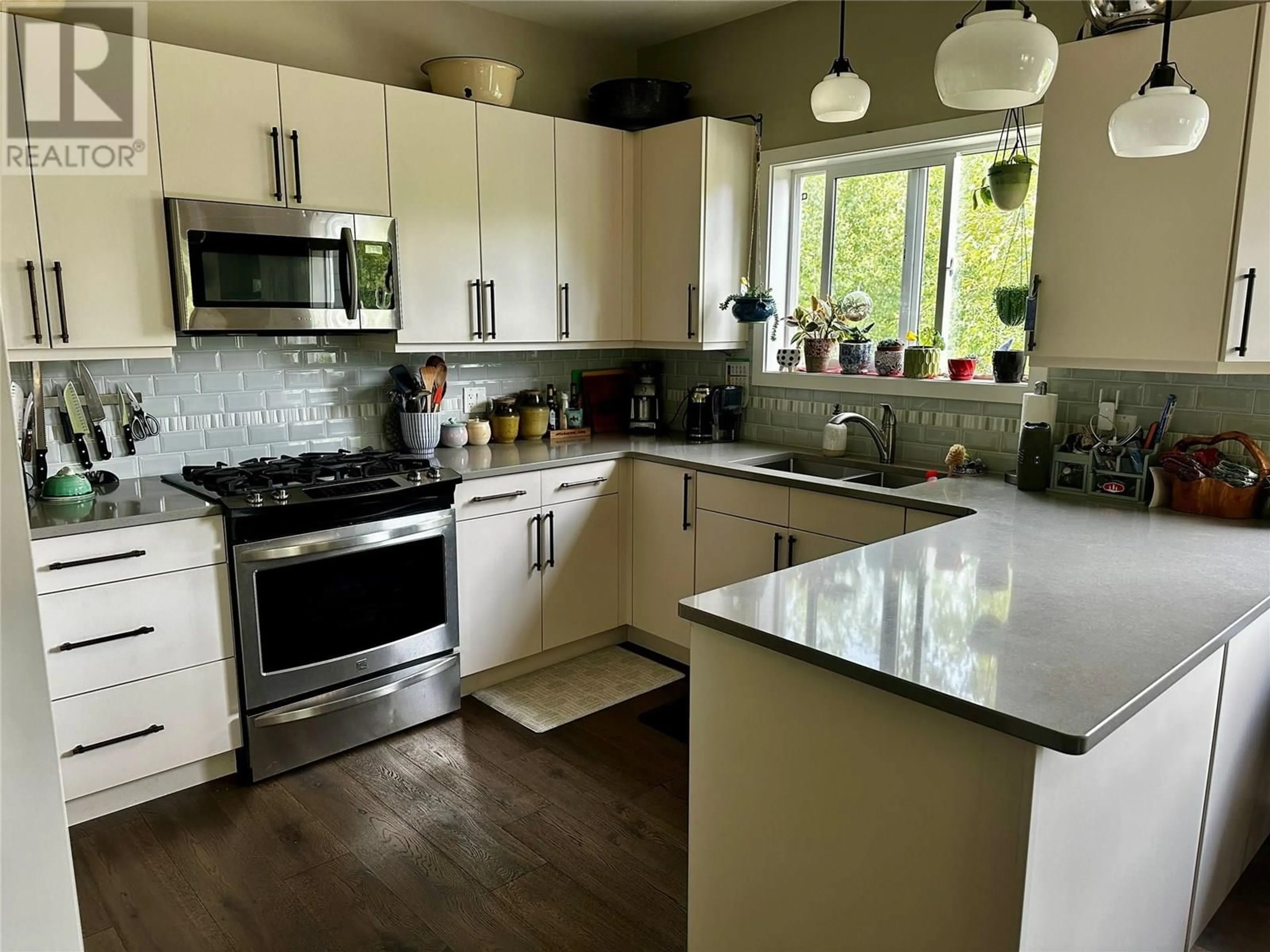Open concept kitchen, unknown for A - 2410 PERRIER LANE, Nelson British Columbia V1L7C3