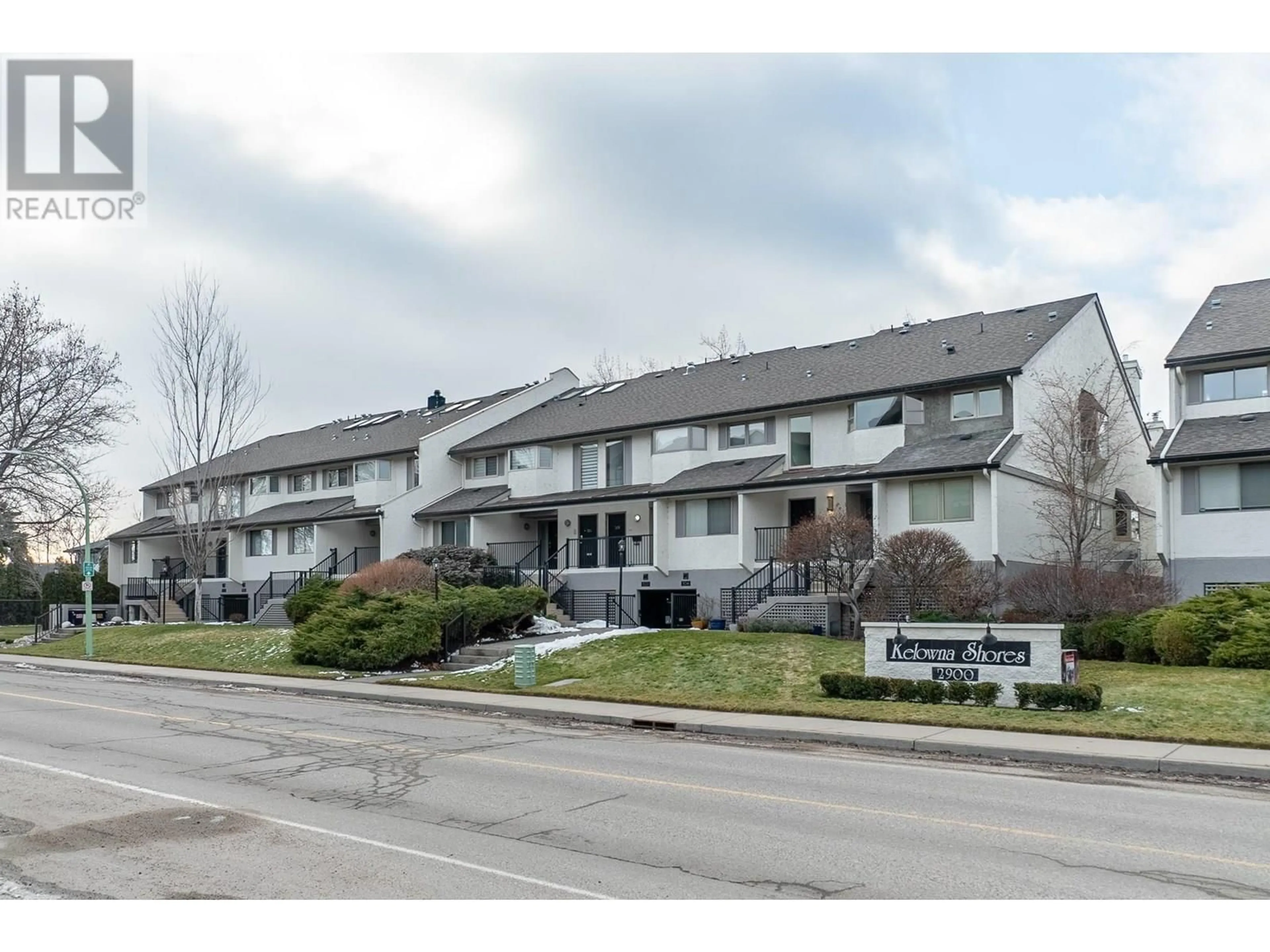 Unknown for 312 - 2900 ABBOTT STREET, Kelowna British Columbia V1Y1G6