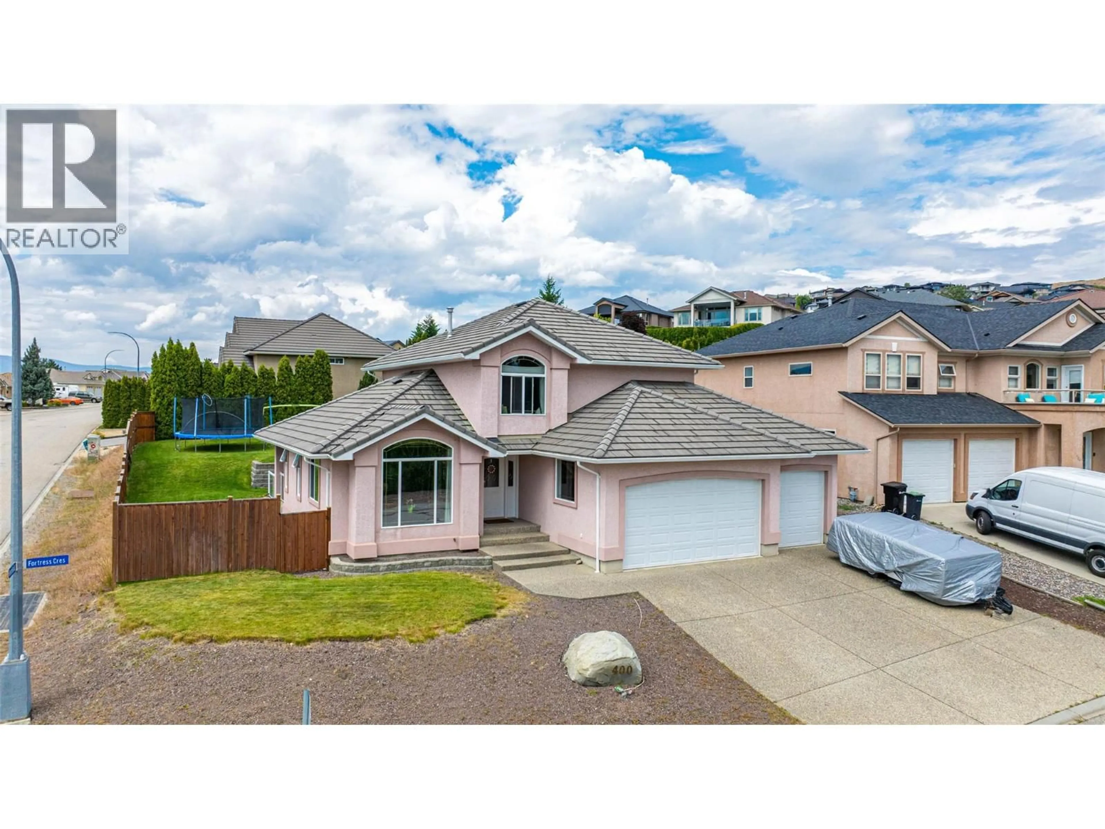 A pic from outside/outdoor area/front of a property/back of a property/a pic from drone, mountain view for 400 FORTRESS CRESCENT, Vernon British Columbia V1B3W3
