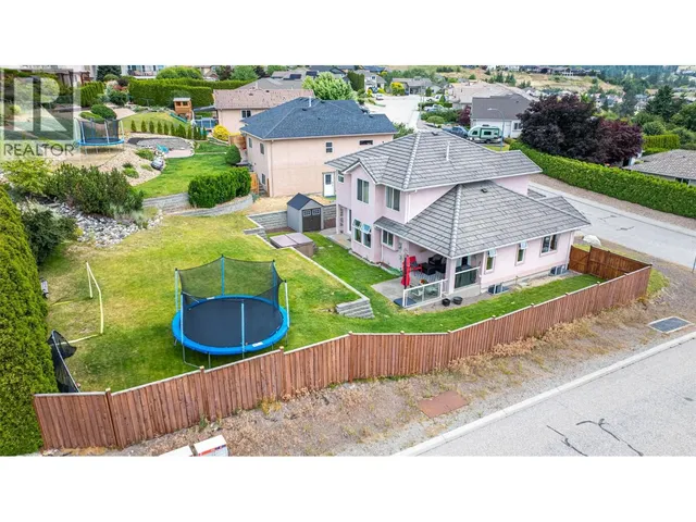 400 FORTRESS CRESCENT, Vernon 5