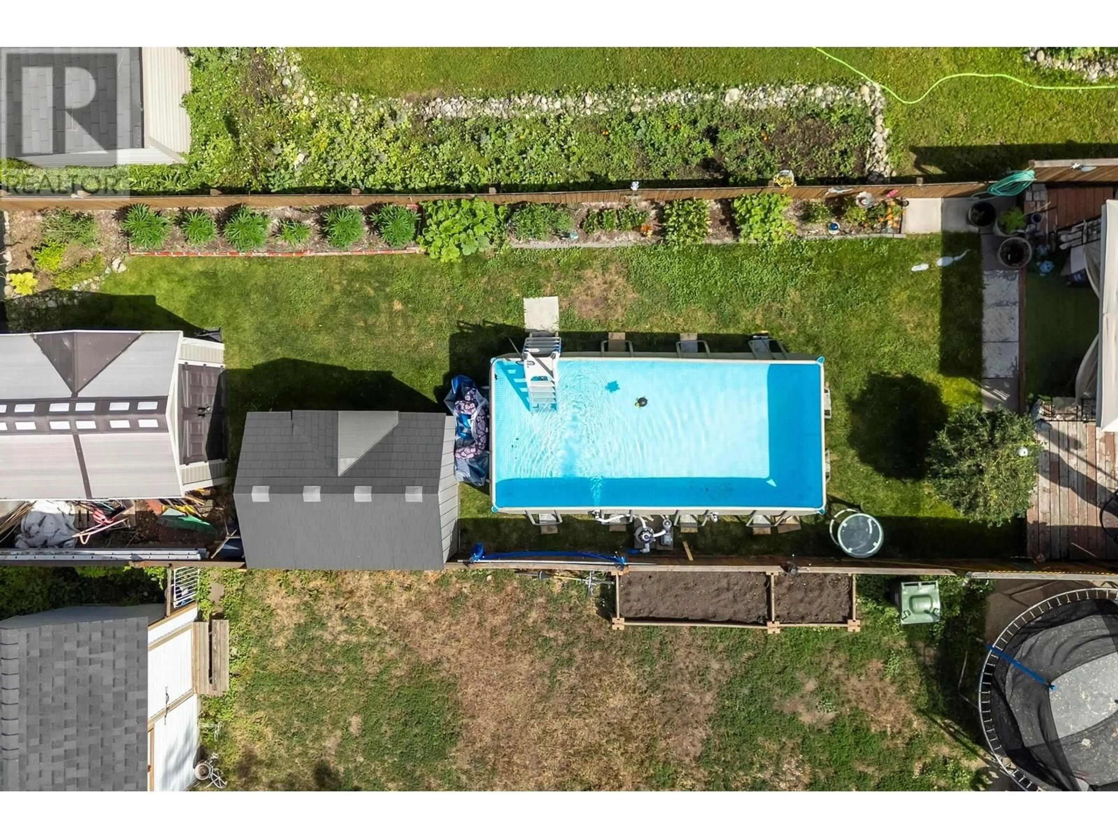 A pic from outside/outdoor area/front of a property/back of a property/a pic from drone, street for 364 HEIN ROAD, Kelowna British Columbia V1X4A3