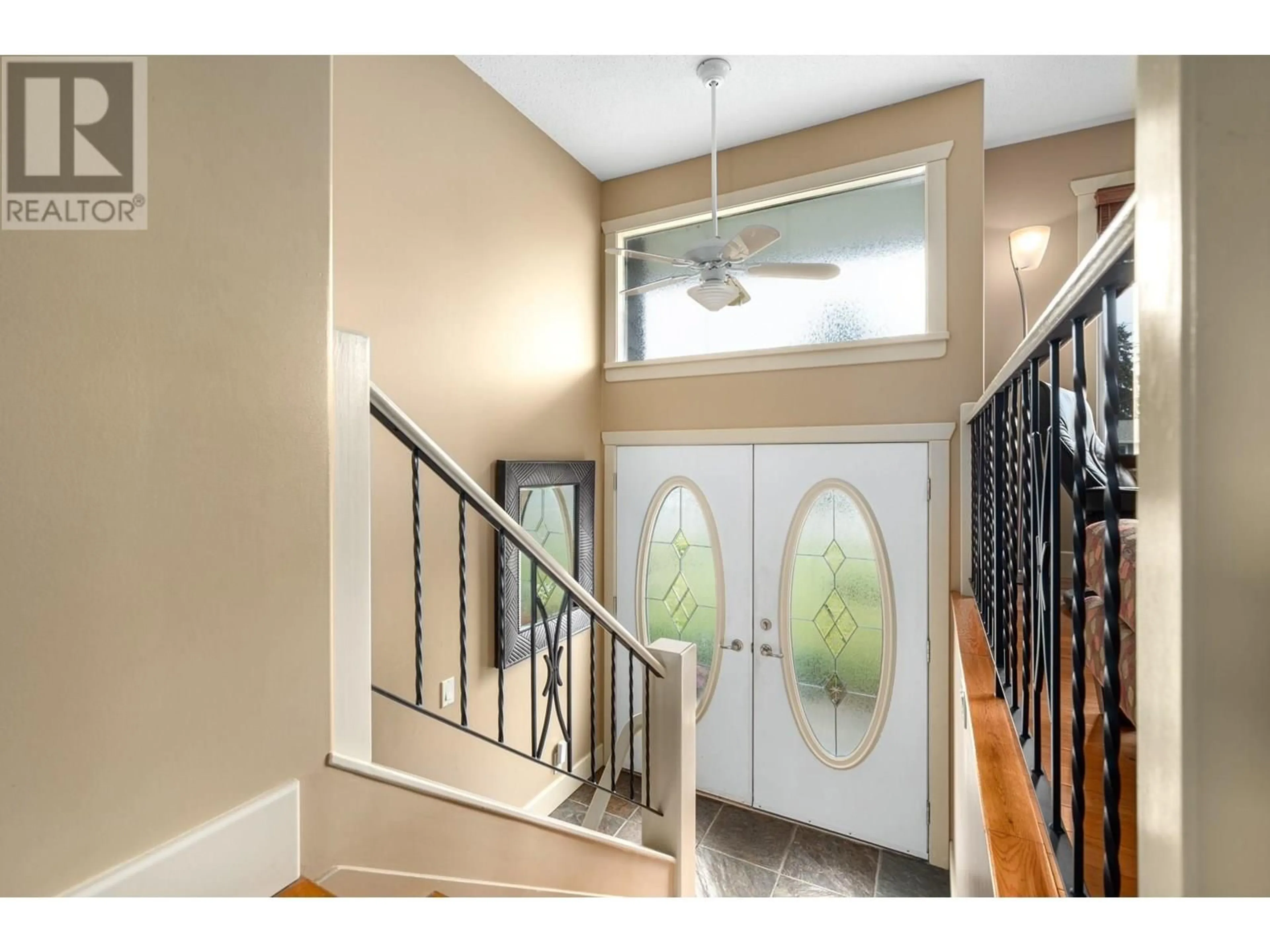 Indoor entryway for 745 HUNTINGTON DRIVE, Kamloops British Columbia V2B6G3