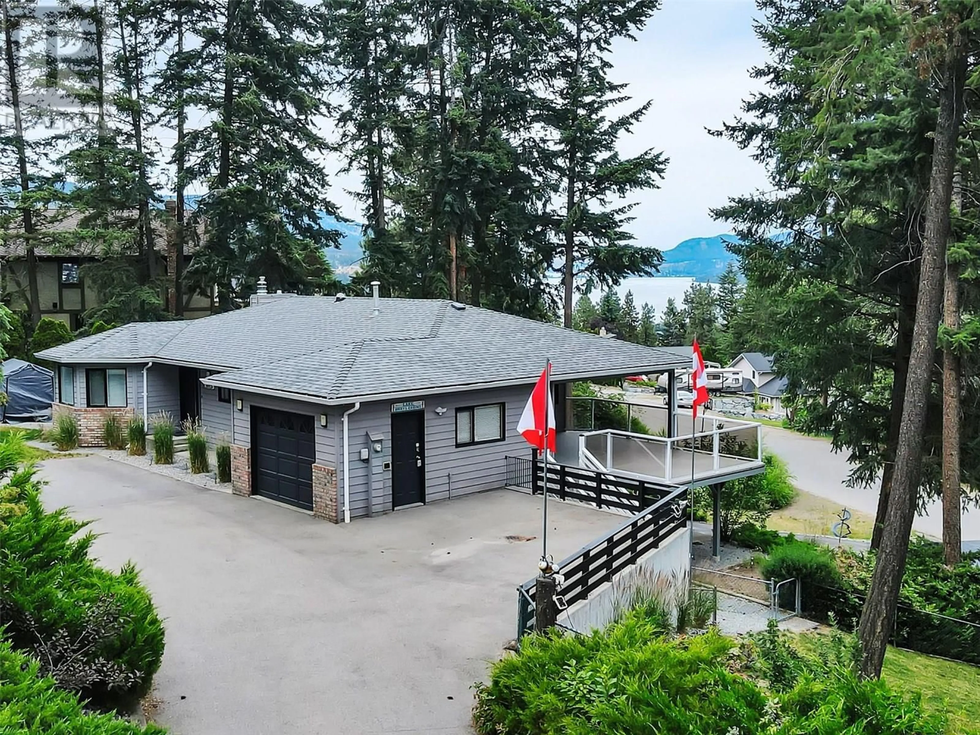 A pic from outside/outdoor area/front of a property/back of a property/a pic from drone, mountain view for 10925 PRETTY ROAD, Lake Country British Columbia V4V1H4
