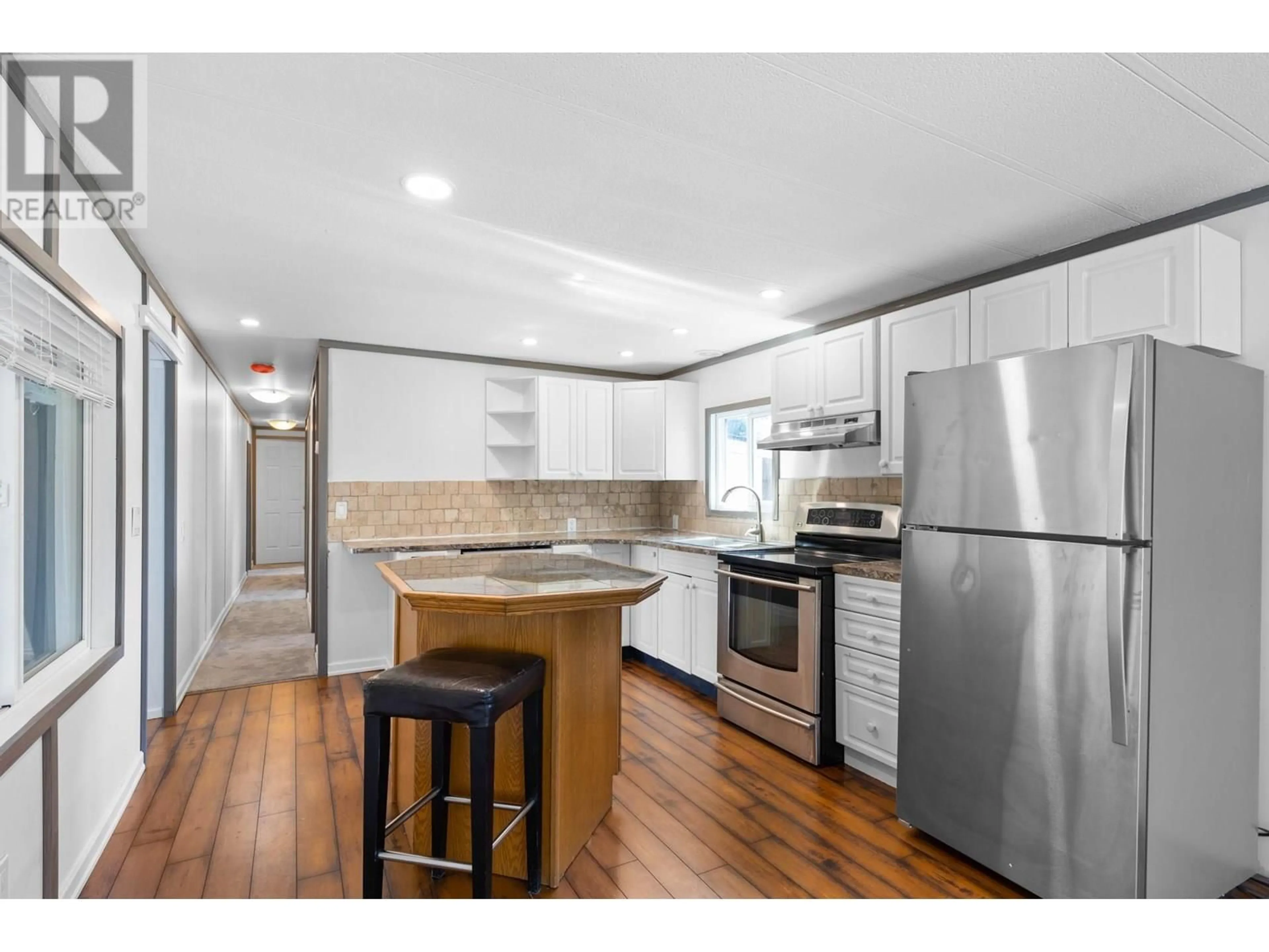 Standard kitchen, wood/laminate floor for 57 - 2065 BOUCHERIE ROAD, Westbank British Columbia V4T2A8