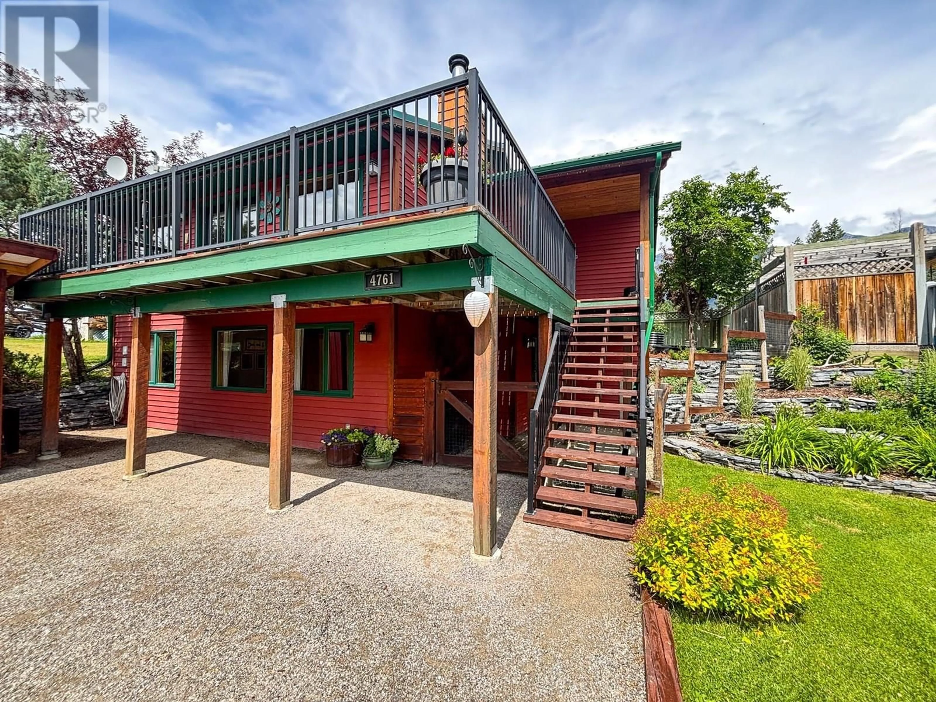 A pic from outside/outdoor area/front of a property/back of a property/a pic from drone, building for 4761 CRESCENTWOOD DRIVE, Edgewater British Columbia V0A1E0
